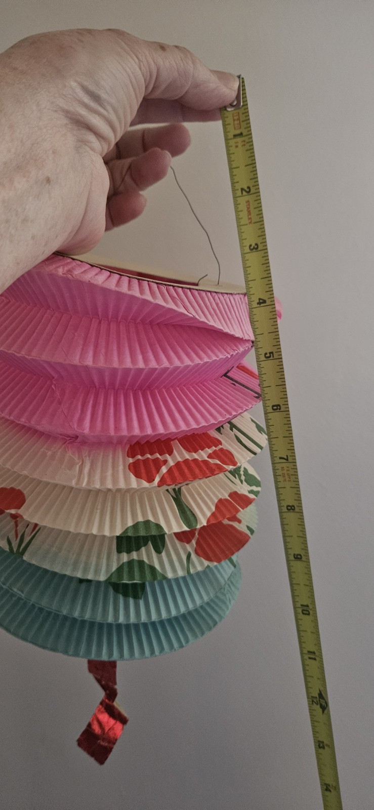 rare collectible mid century 1960s 4 chinese Accordian paper lanterns, Japan