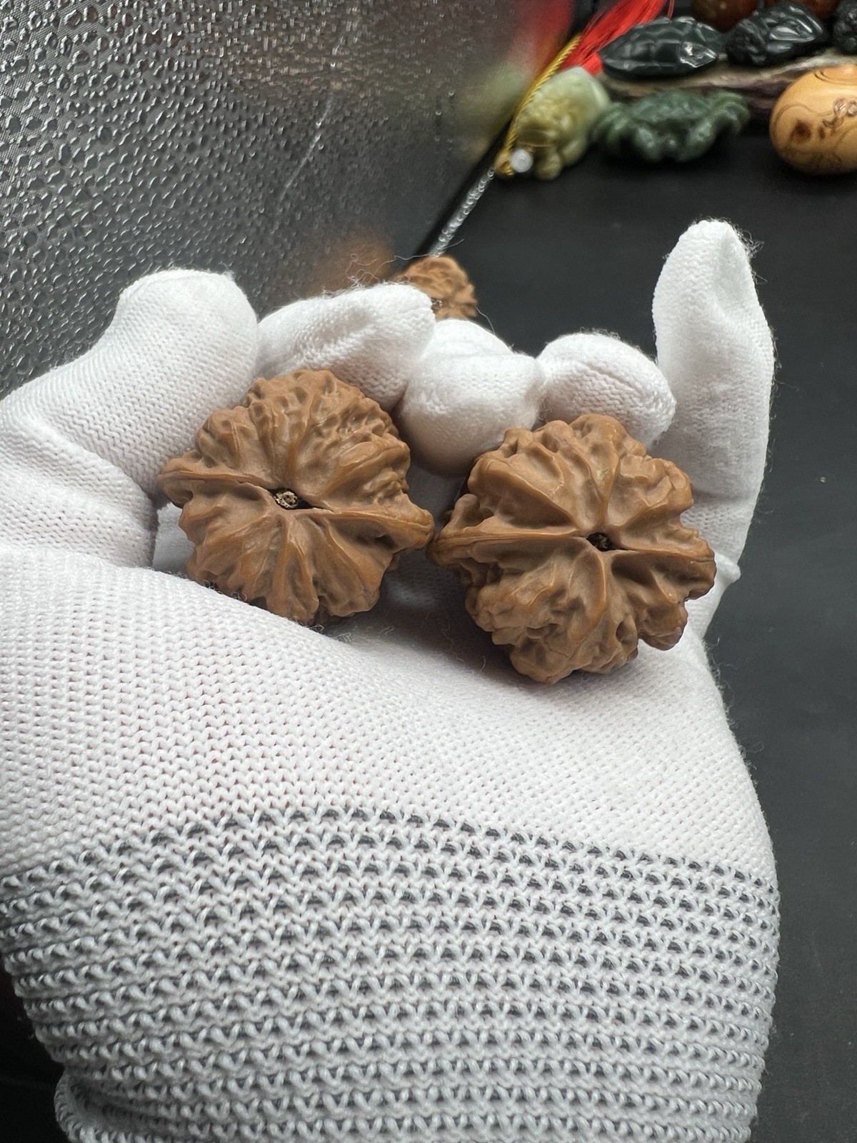 Pair of Match Chinese Health Walnut 36×35×40.5mm精配文玩核桃～野生果磐石～对子有点歪