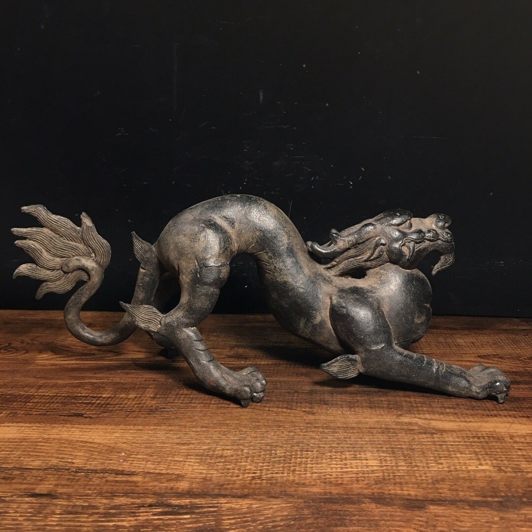 12″ Chinese antique handmade Ancient Dragon fengshui statue
