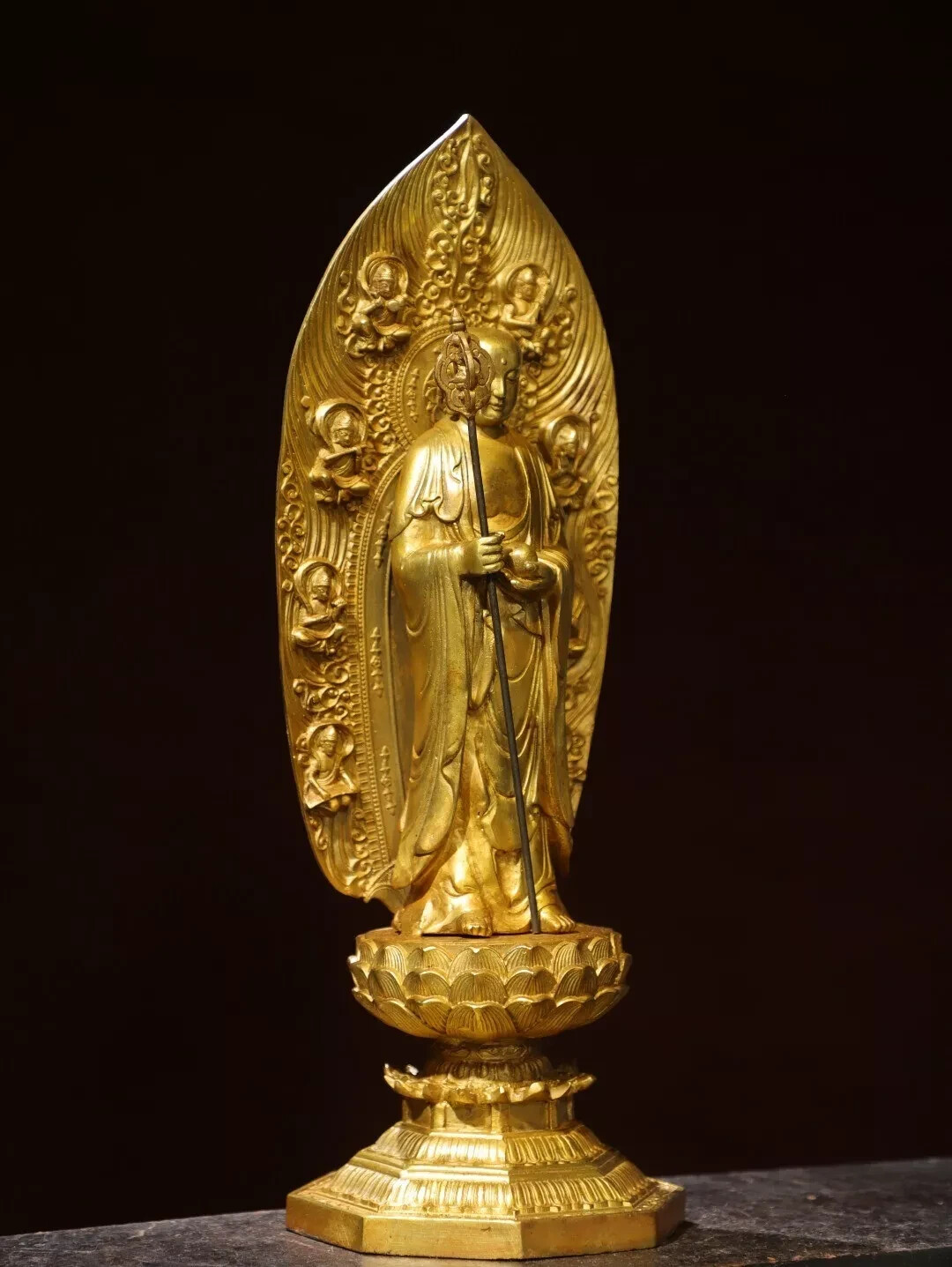 Fengshui old chinese copper Bronze gilded Buddha statue of the King of Tibet