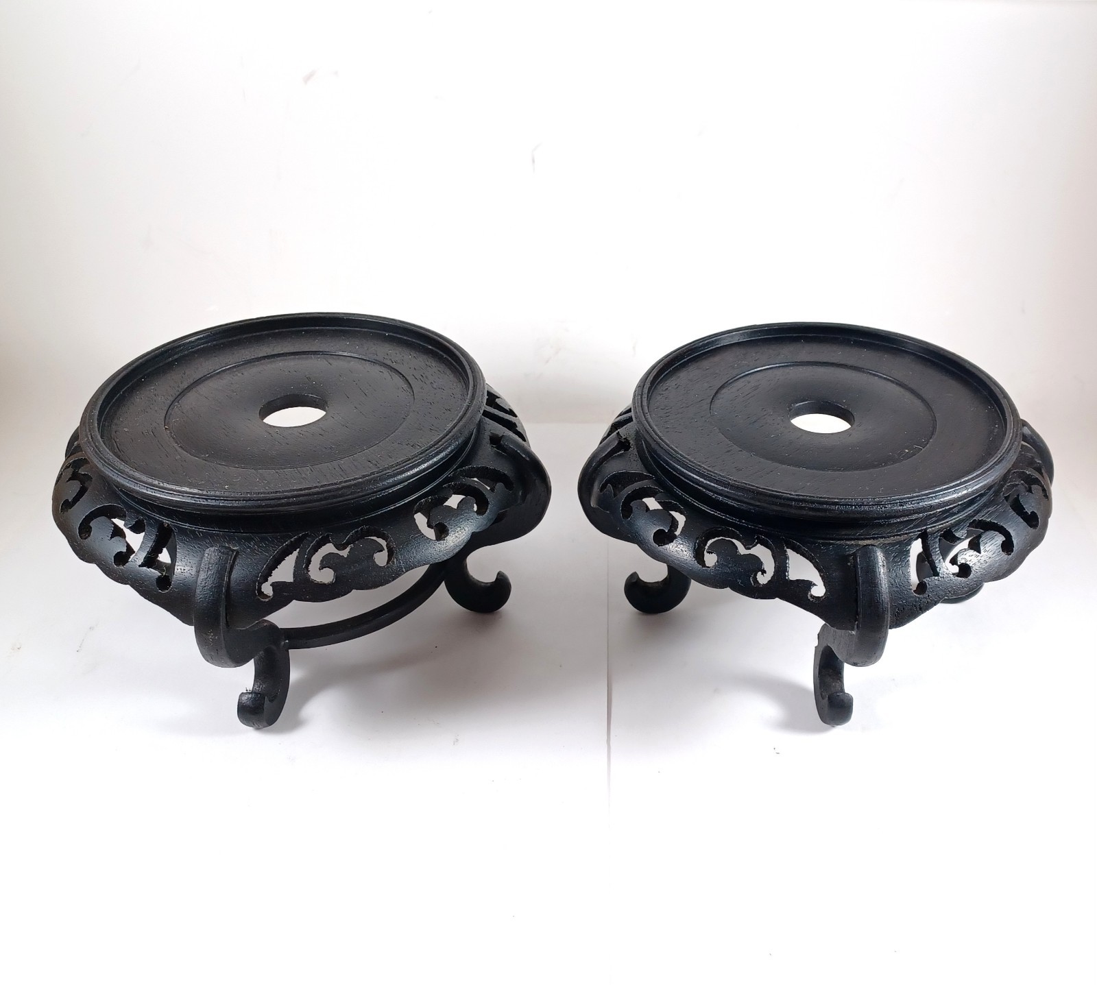 Vintage Chinese Carved Wood Vase Plant Stands, 4.25″ And 4.5″ Platforms