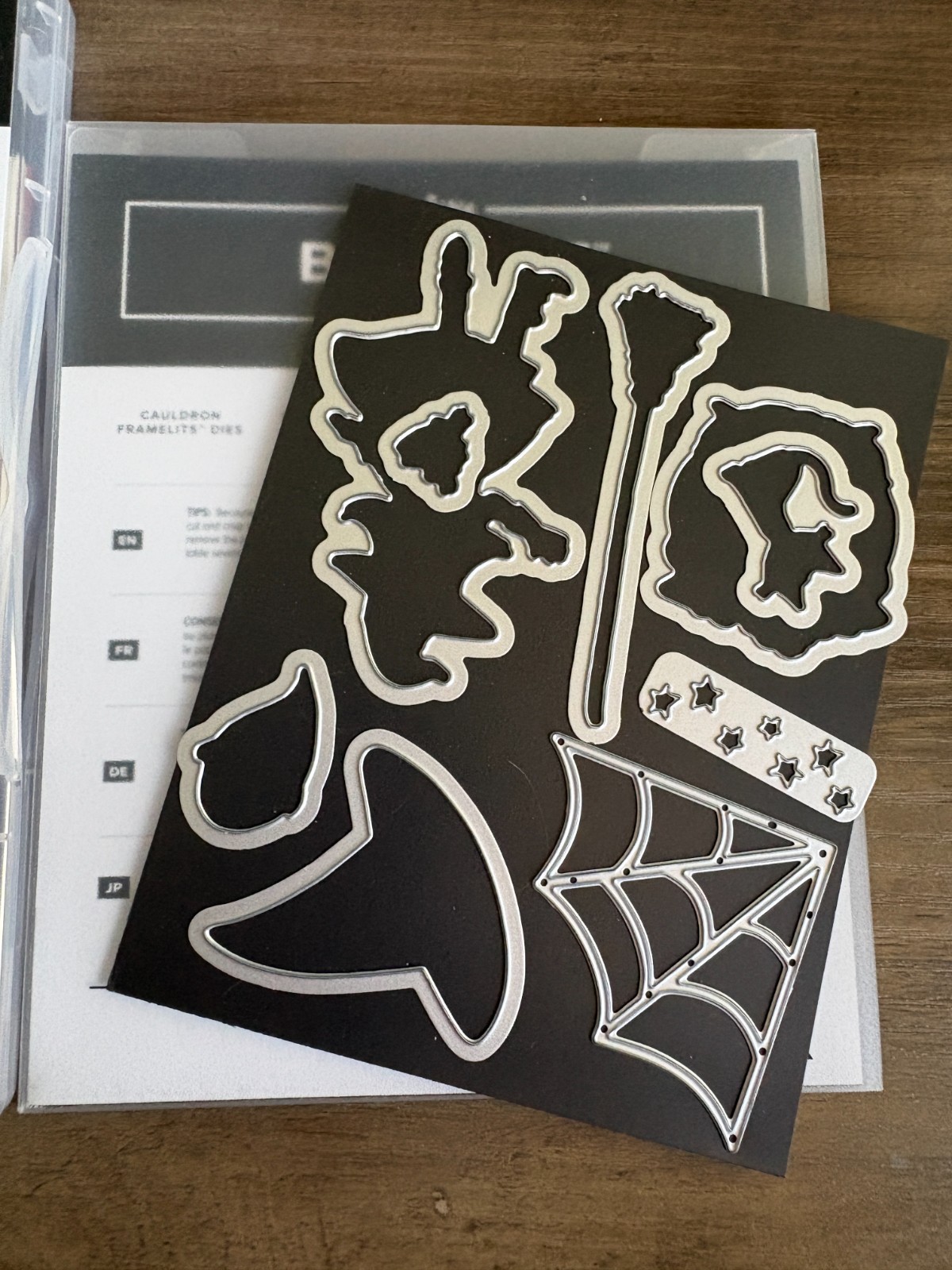 Stampin Up Stamp Set Cauldron Bubble & Cauldron Framelit Dies