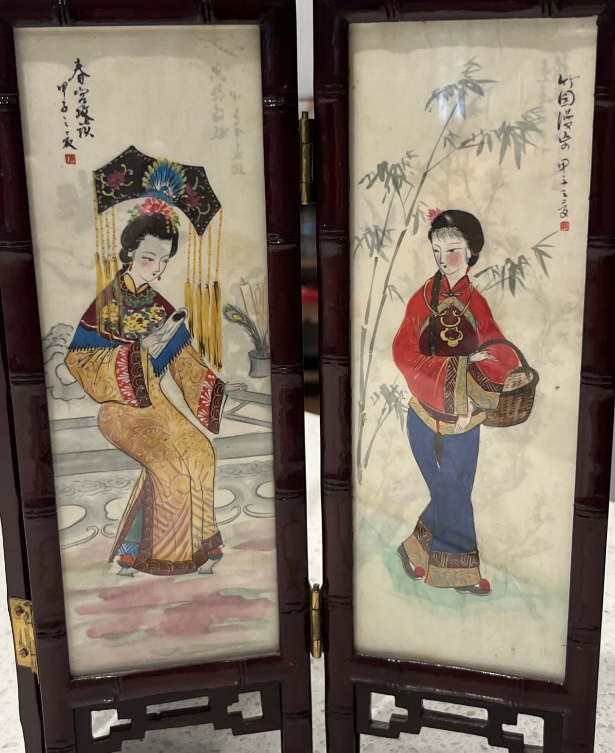 Chinese Table Top 4 Panel Folding Screen Decor Mini screens- Women /Flowers