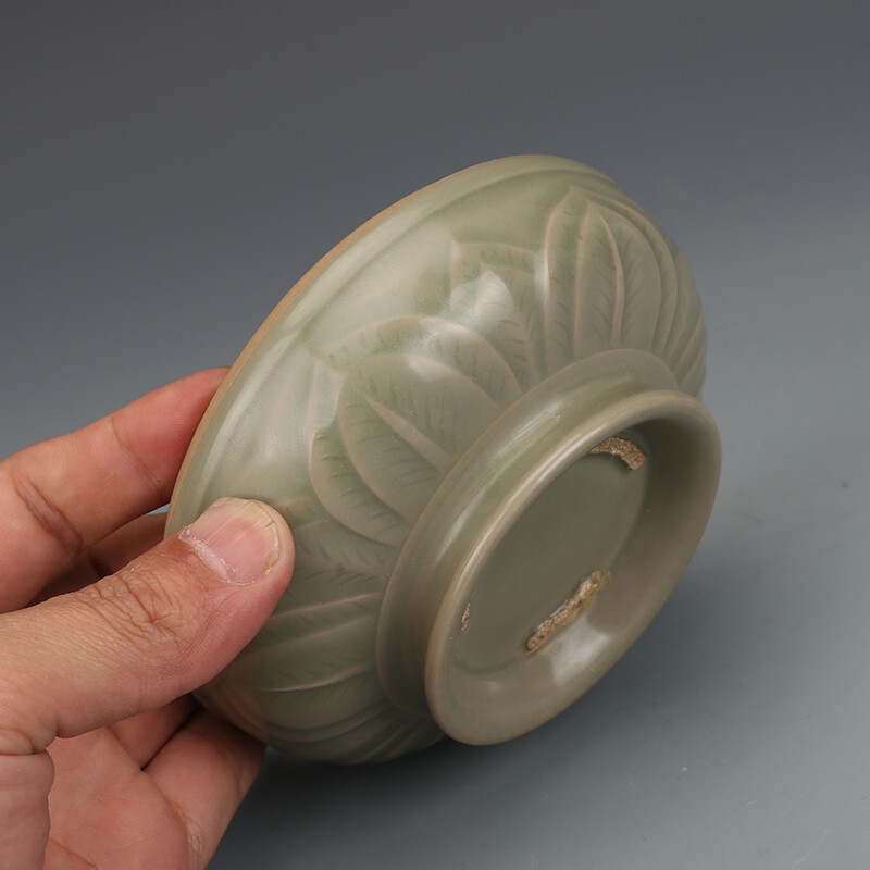4.5″ China Yue Kiln Secret Color Glaze Porcelain Lotus Flower Lid Box