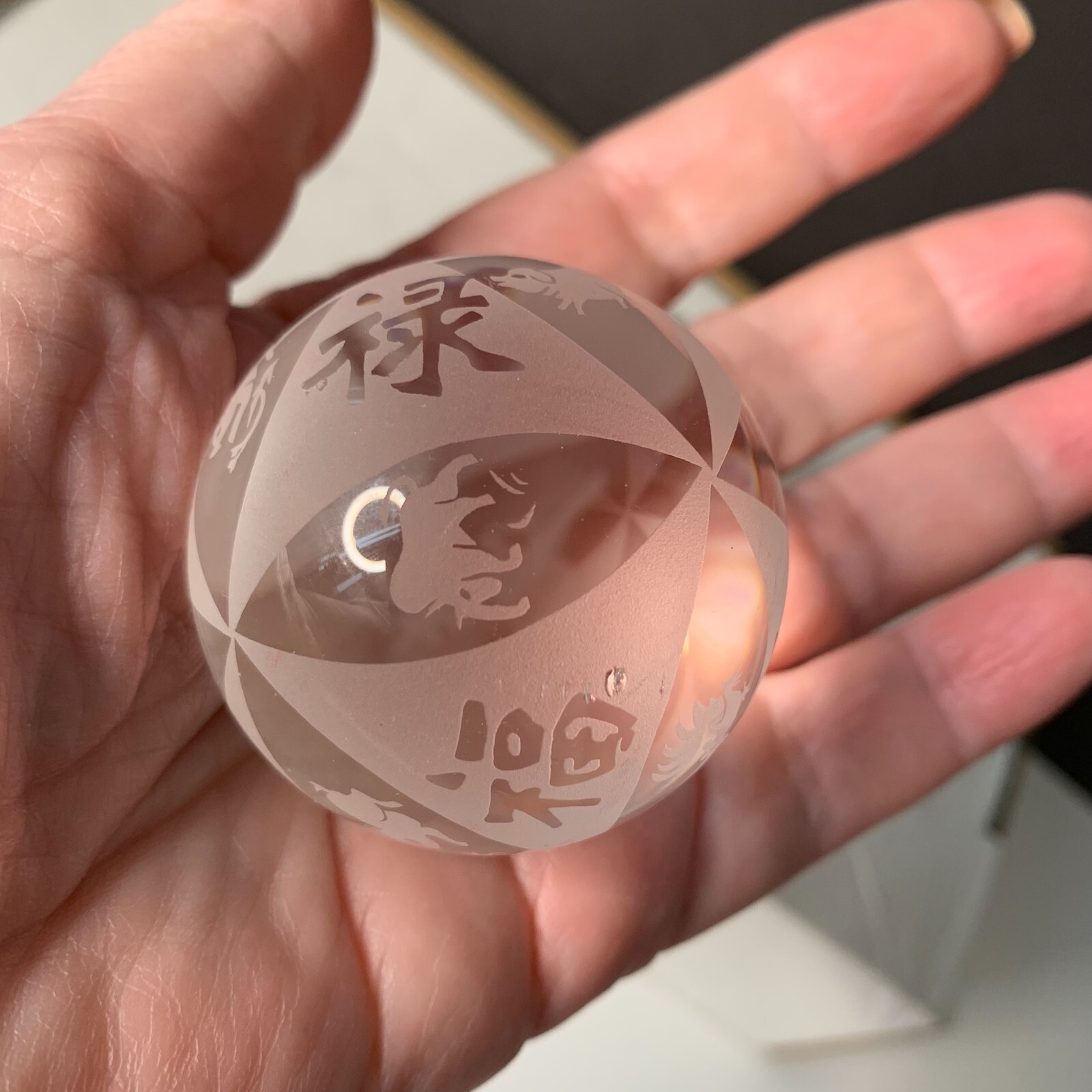 CRYSTAL ALL ZODIAC SIGNS BALL CHINESE CALENDAR IN ORIGINAL BOX z