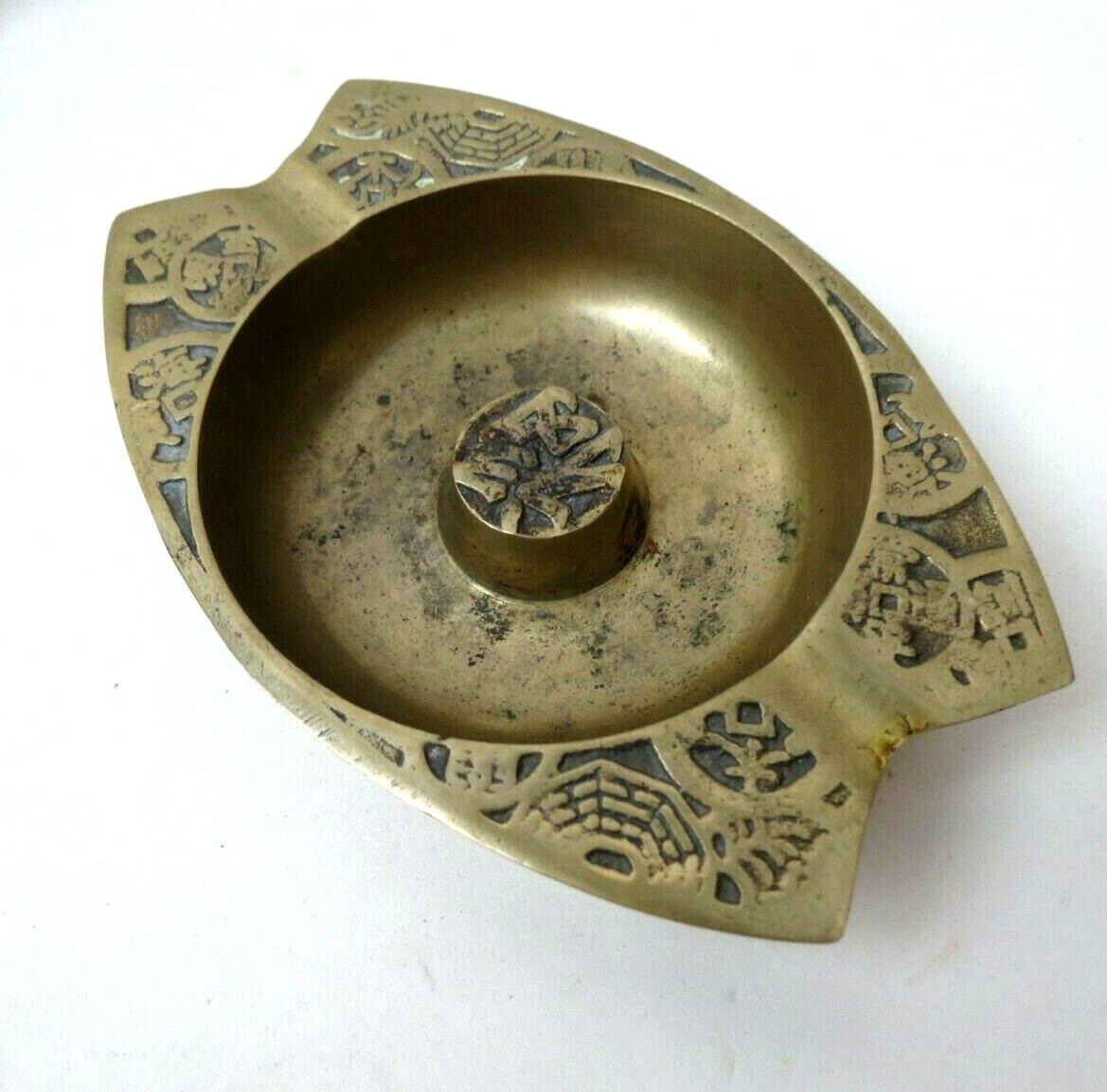 Heavy Weight Solid Brass Asian Theme Ashtray Antique Brass 5.5″