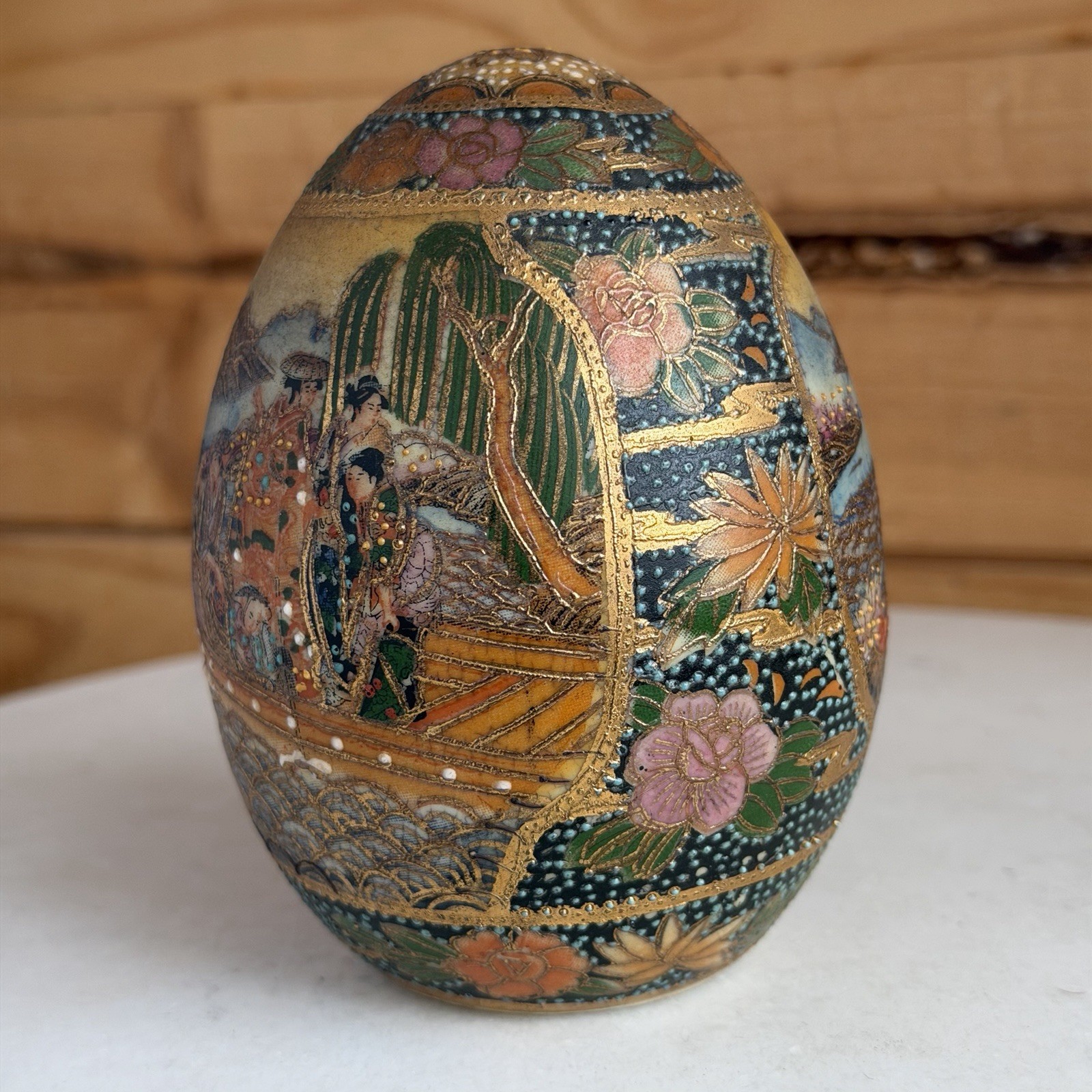 Vintage Hand Painted Satsuma Porcelain Egg Geisha Girl Flowers Boat Motif 4.5 in