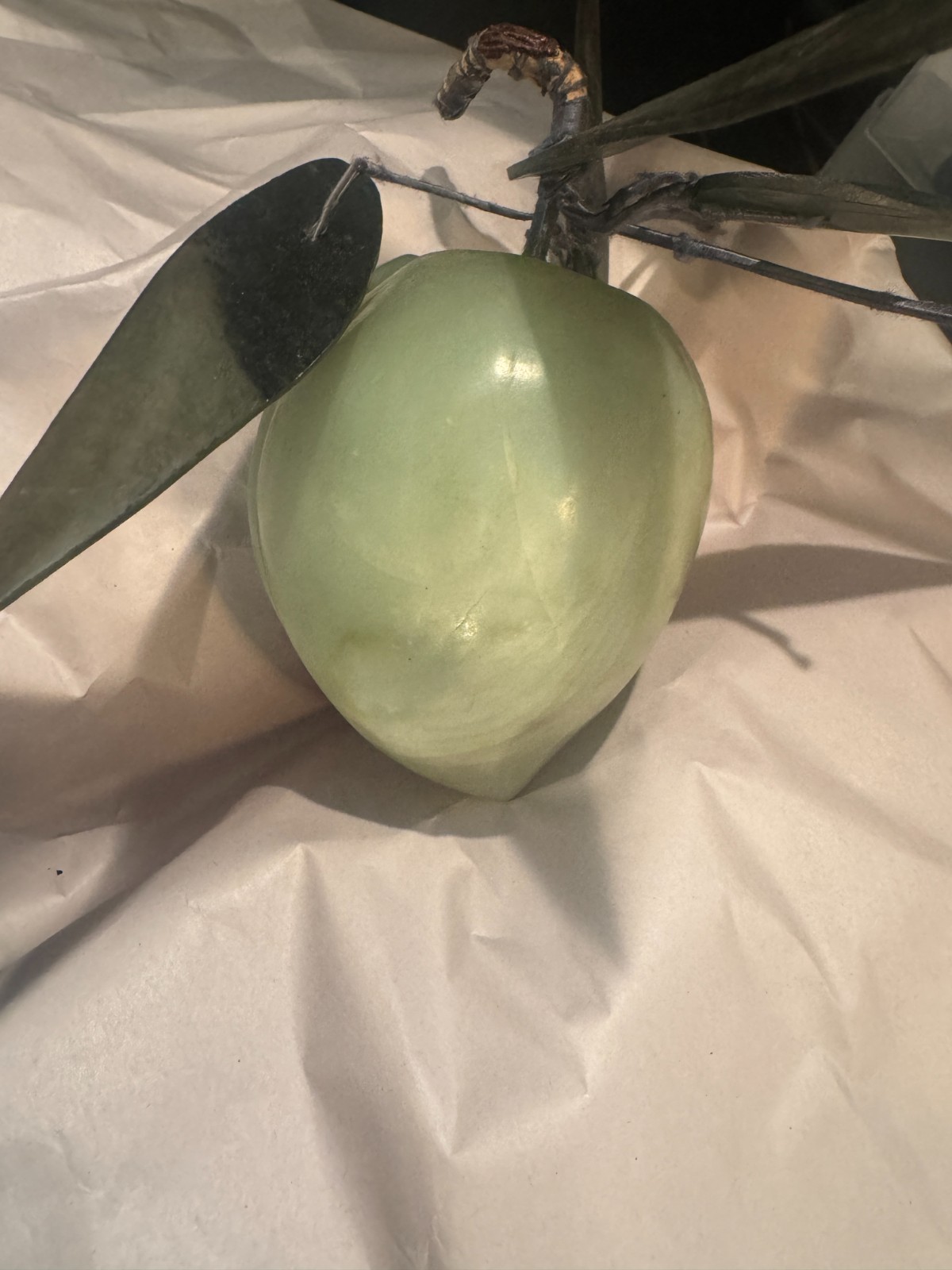 Vtg 5″ Asian Carved Green Jade Peach/Plum with Leaves Hard Stone READ