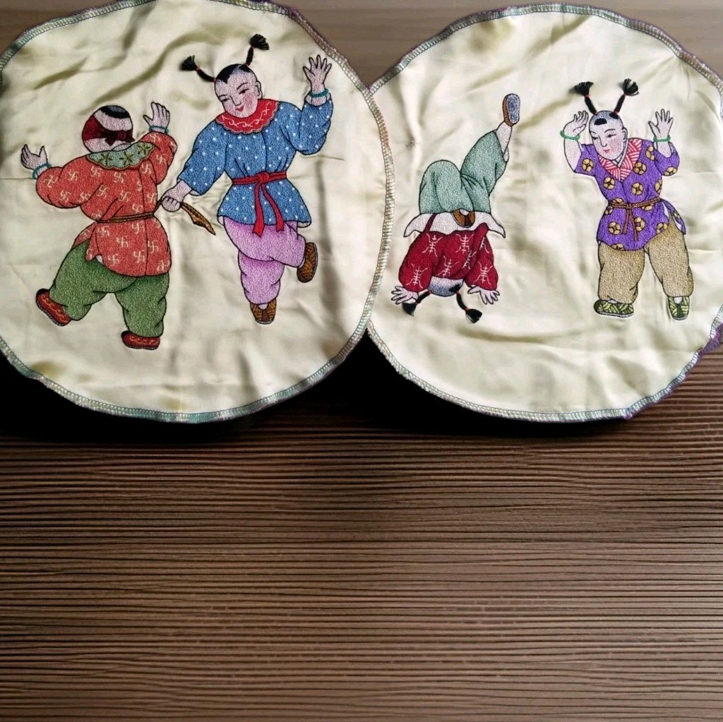 2 Of Chinese Brocade Embroidery Artwork:auspicious kids On Silk 11″ Dia.