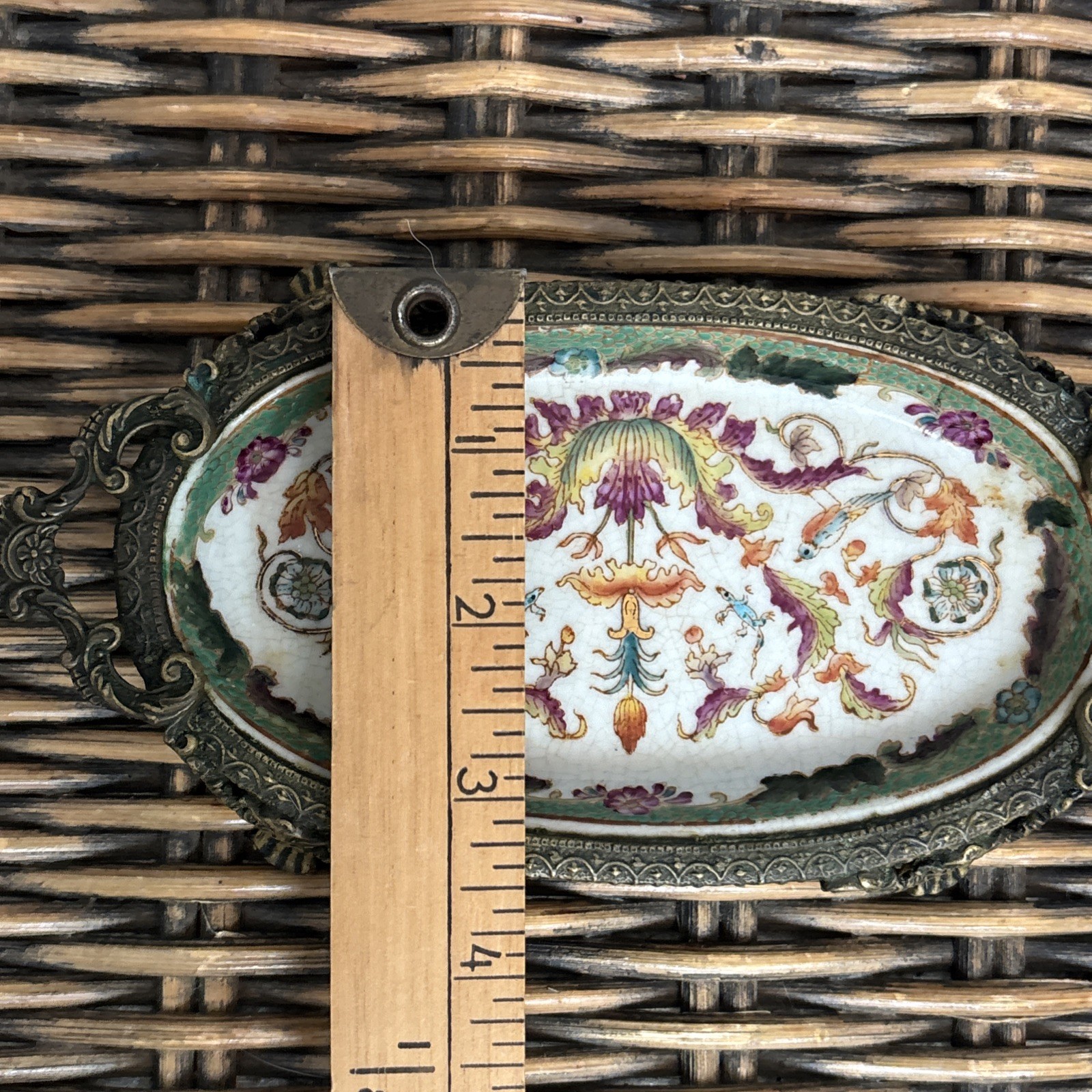Vintage Hua Ping / Rong Tang Zhi Porcelain Brass Footed Soap or Trinket Dish