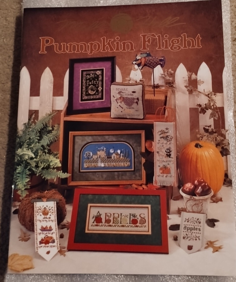 MILL HILL PUMPKIN FLIGHT CROSS STITCH BKLT