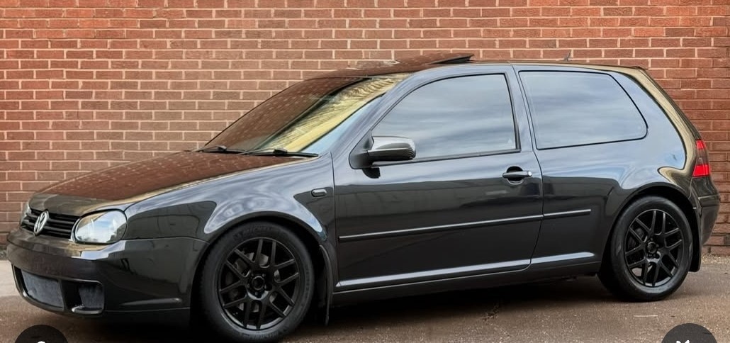 Black Headlining Kit VW Golf Mk4 Stretch Suede Material with Trim-Fix Adhesive