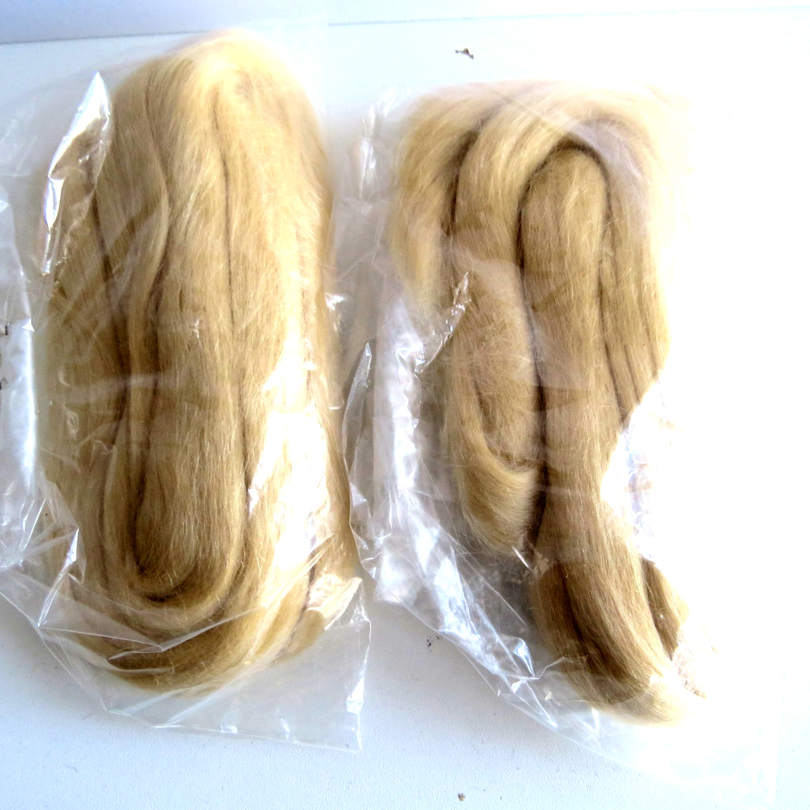 Roving Doll Hair -2 packs -Light golden blonde