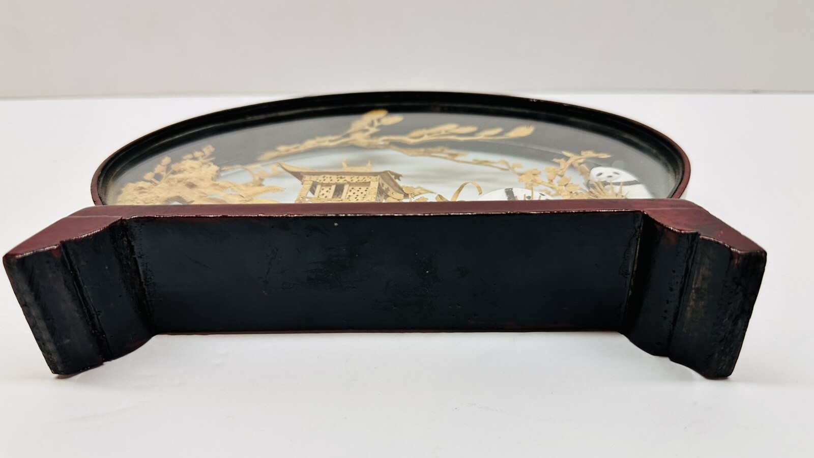 Vintage Chinees Hand Carved Cork Diorama Lacquer Cherry Wood With Pandas 8″ x 6″