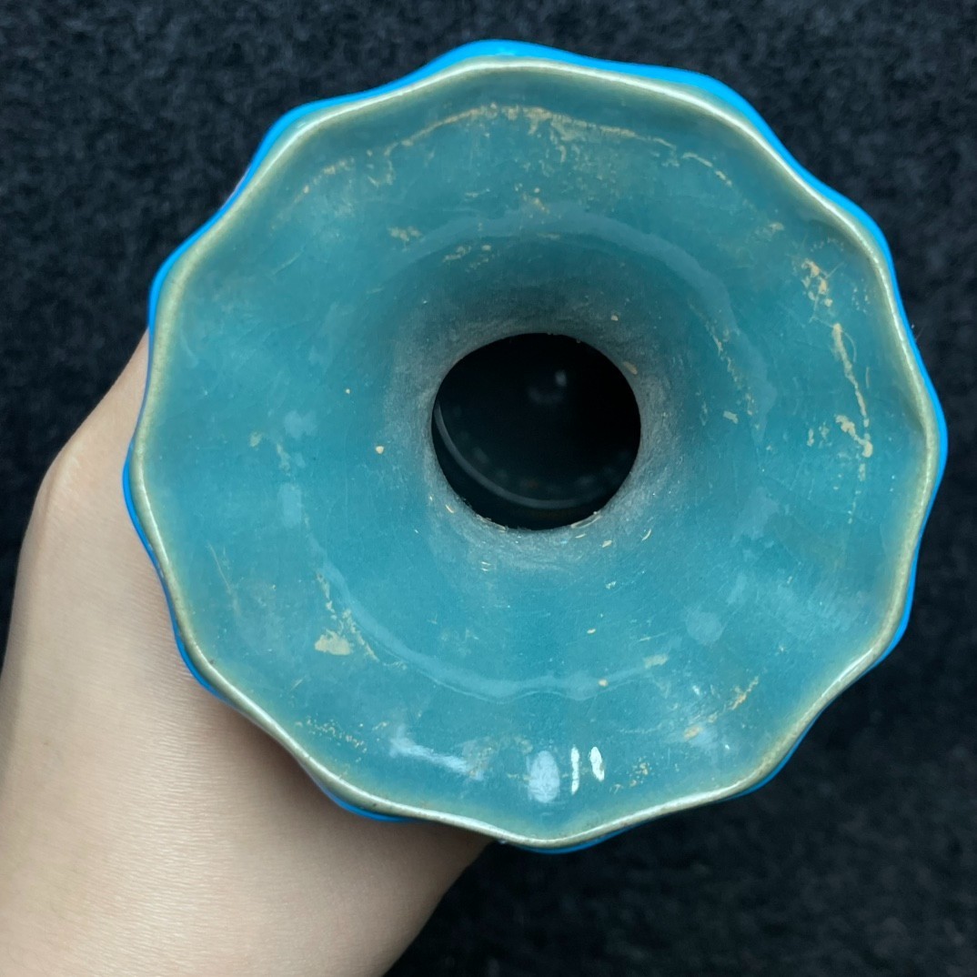 Imperial cloisonn é enamel multicolored glazed porcelain vase