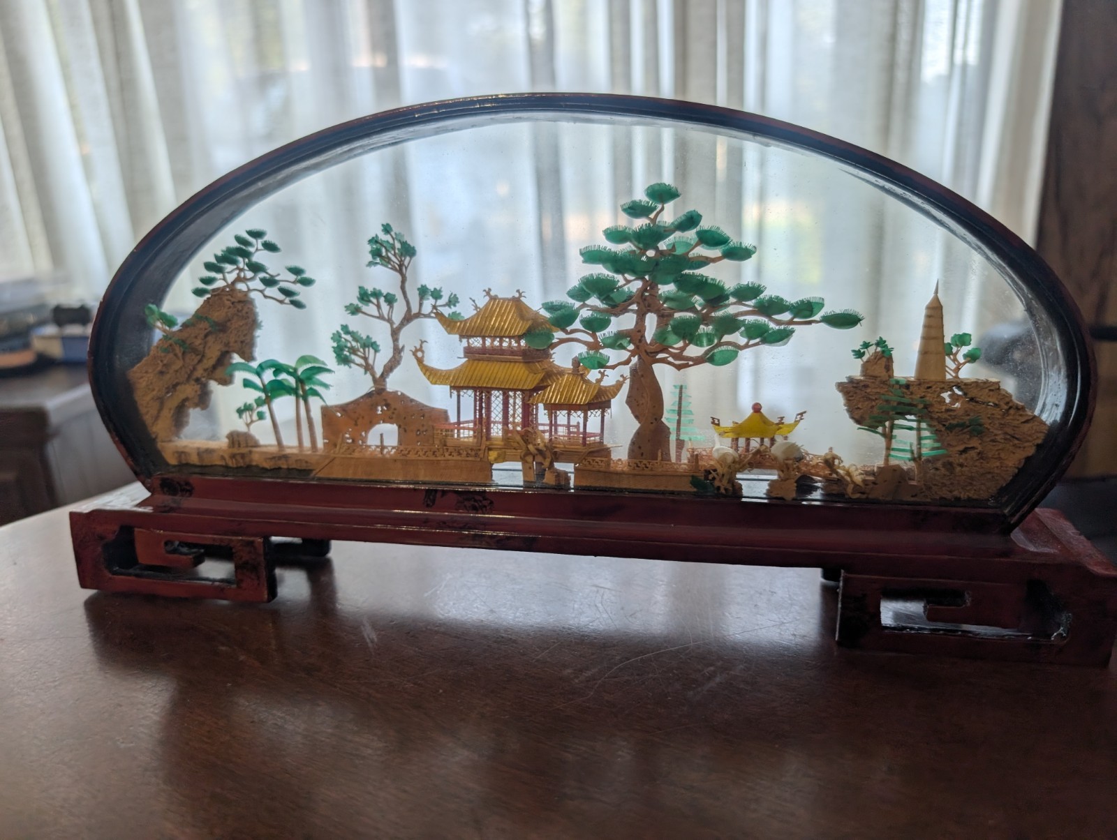 Vintage Oval Chinese/Asian Cork Art Hand Made Lacquered Wood With Glass 14x7x2
