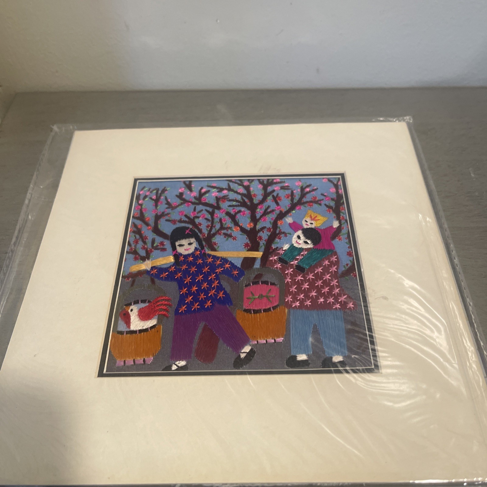 Chinese Embroidery Handmade Frame Stunning Traditional Artwork Silk 4.5 X 4.5”