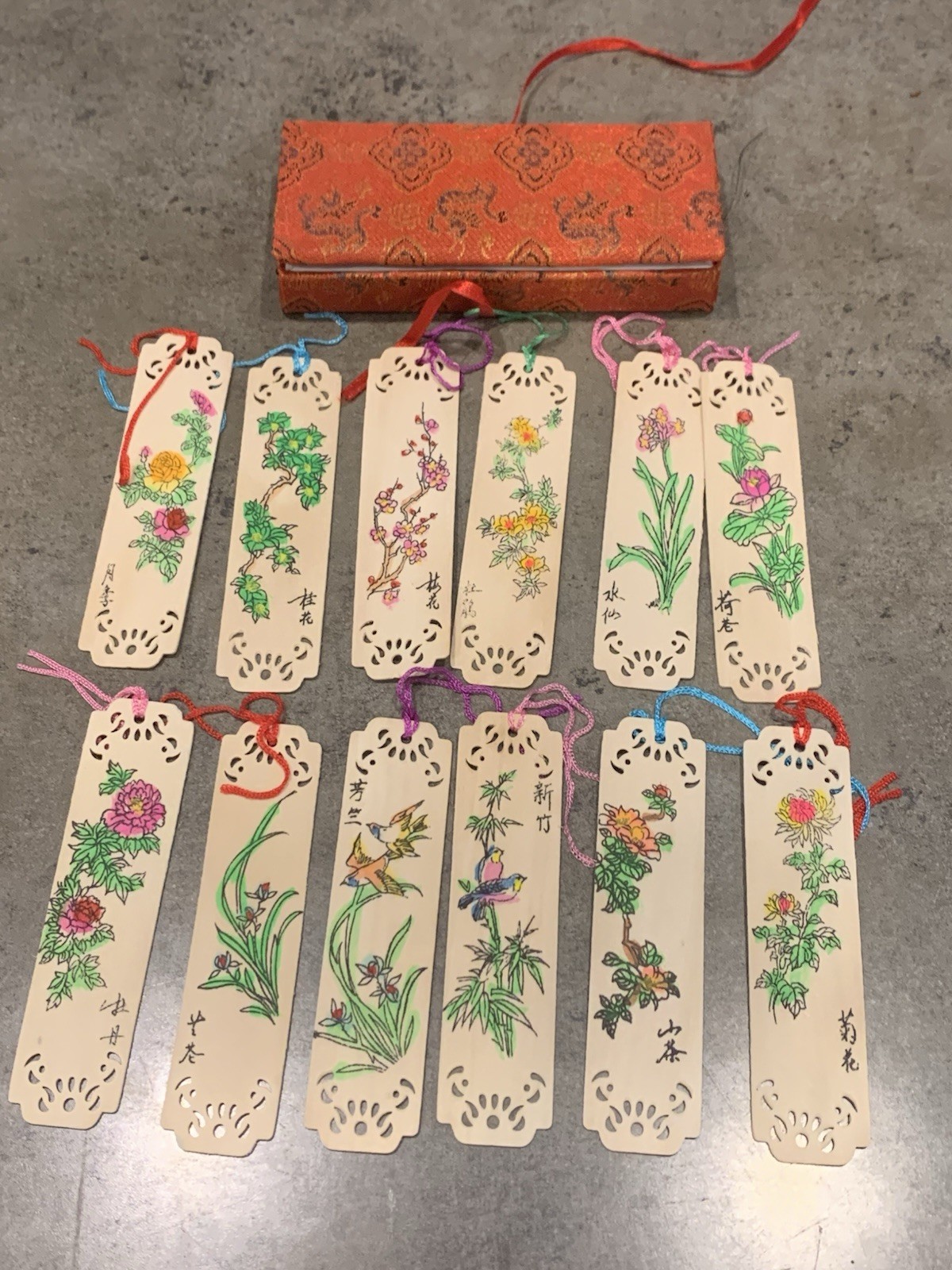 Vintage Chinese Brocade Box 12 Hand Painted Bamboo Bookmarks Floral 5x2x1