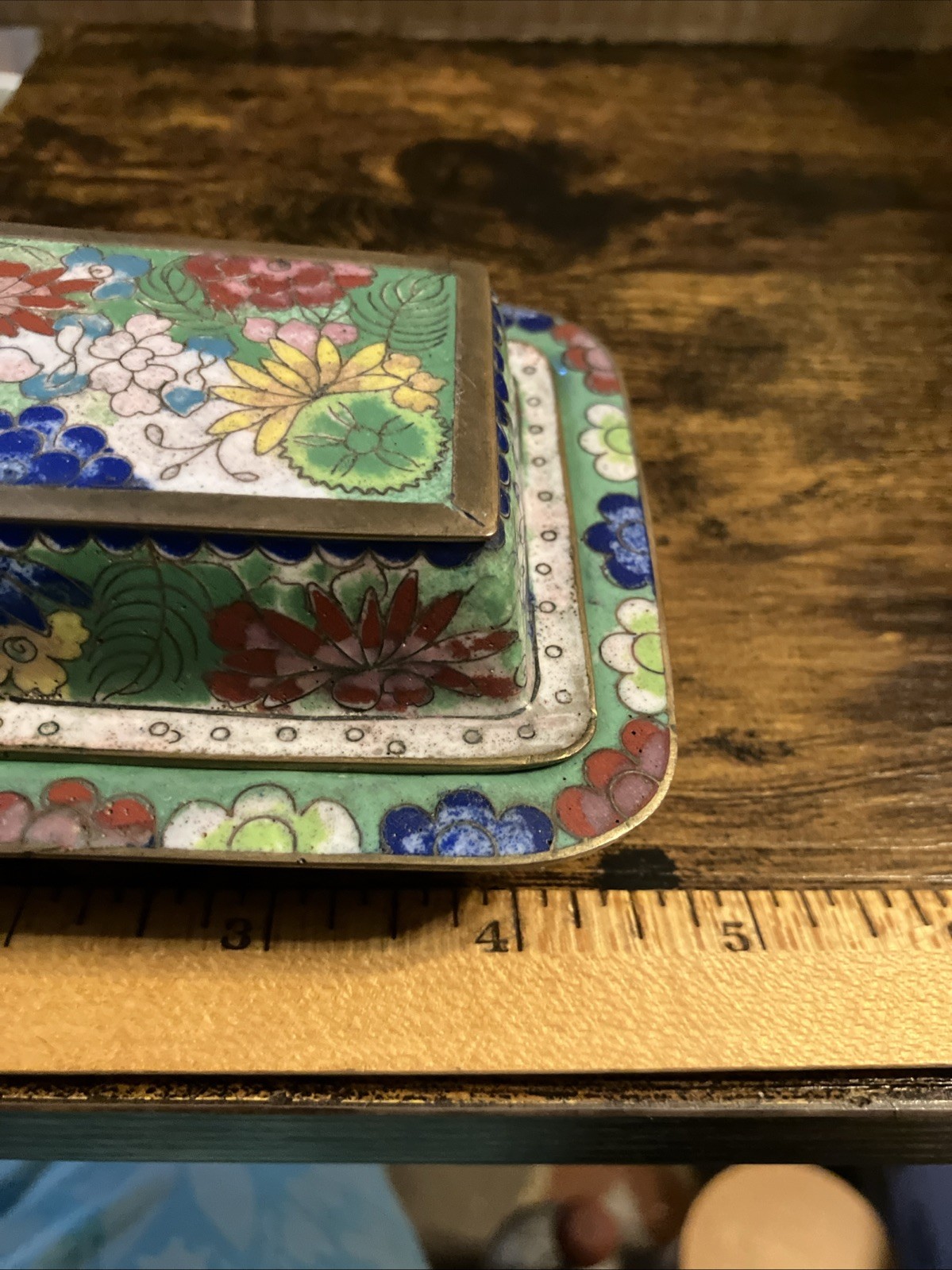 Vintage Chinese Cloisonne Enamel Brass Metal trinket or cache Box w/Lid 3.5×4.5