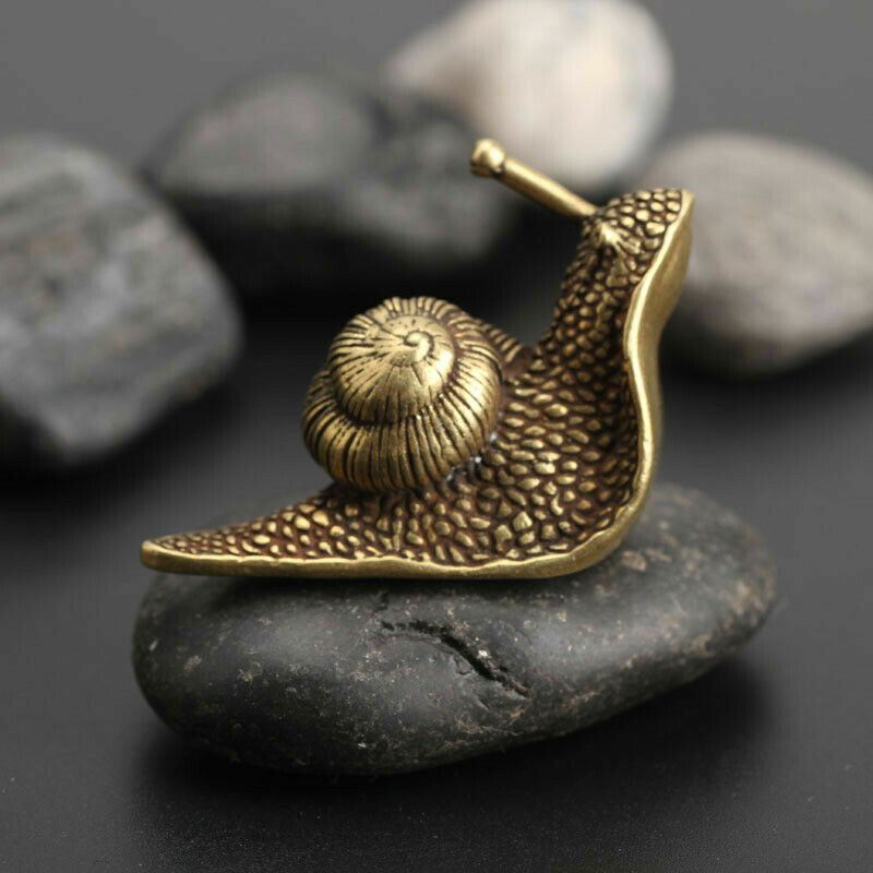 Chinese old Collectible Bronze snail Tea spoon Pendants statue
