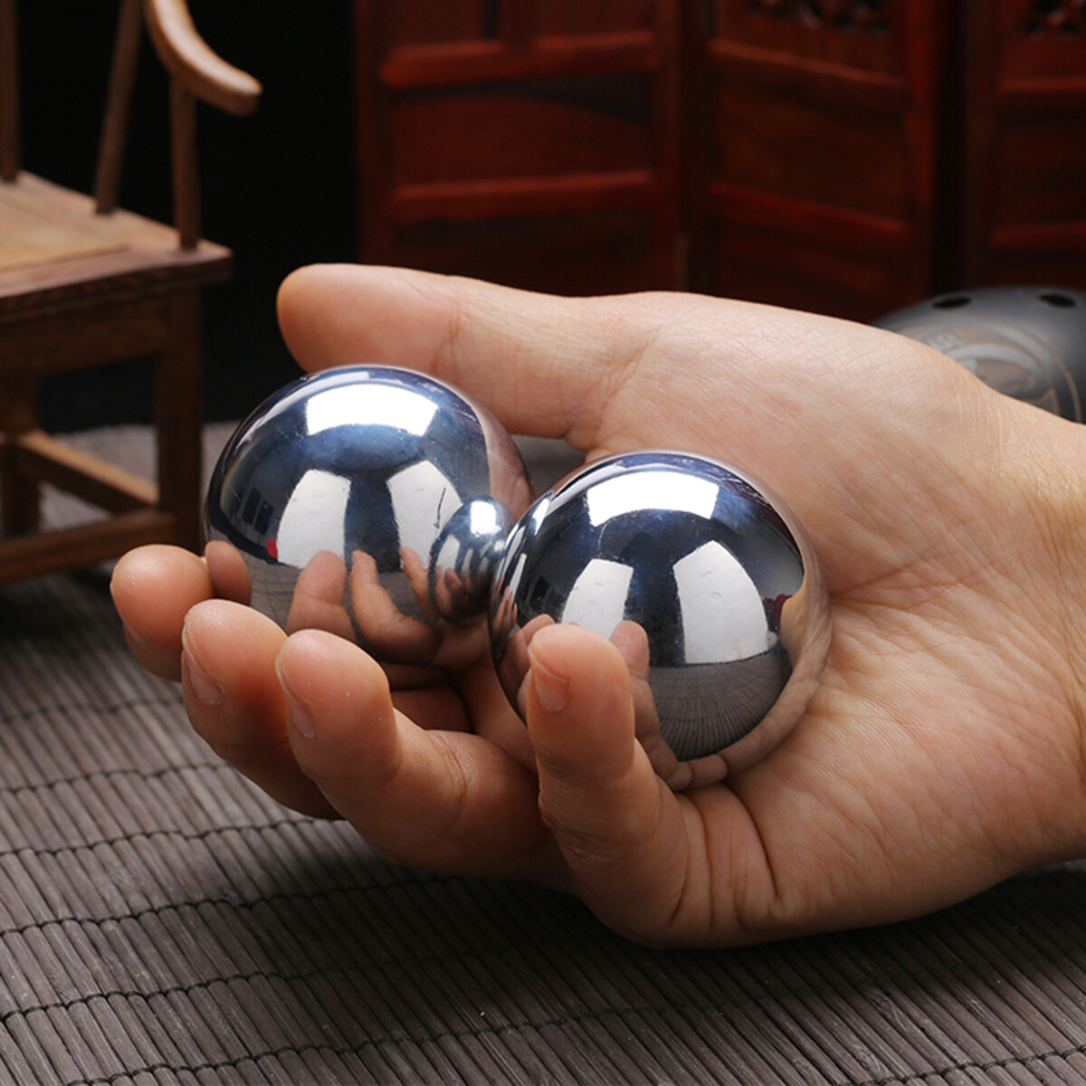 2x 38mm Chinese Baoding Balls Health Hand Exercise Stress Relaxation Therapy