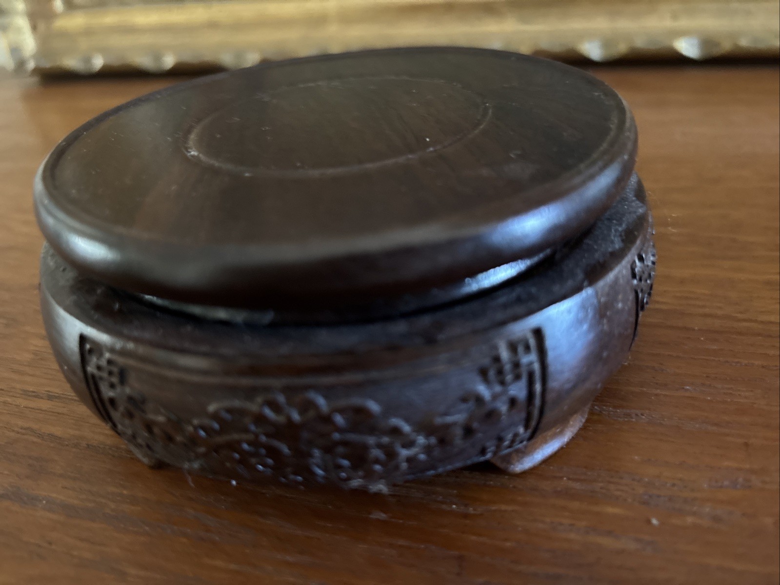 Carved Rosewood Round Footed Pedestal Display Vase Stand 4.25″