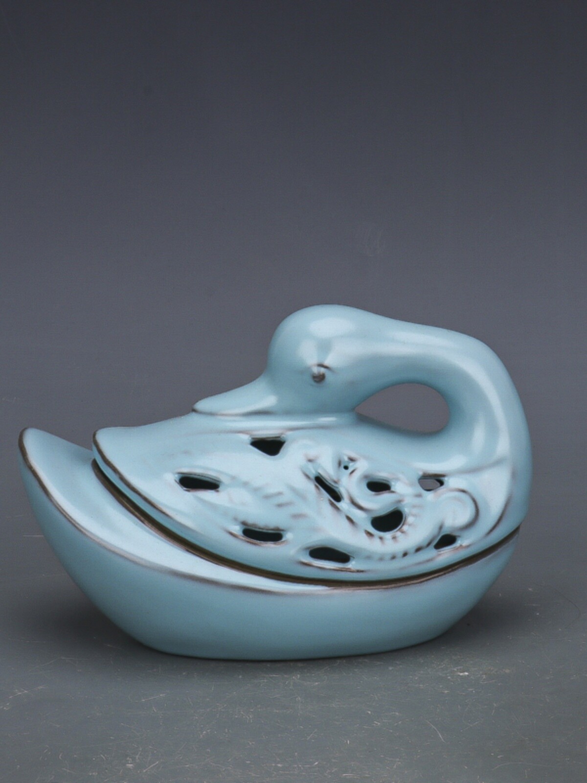 6.8″ Collect China Ruyao Porcelain Lovable Animal Duck Smoked Incense Burner
