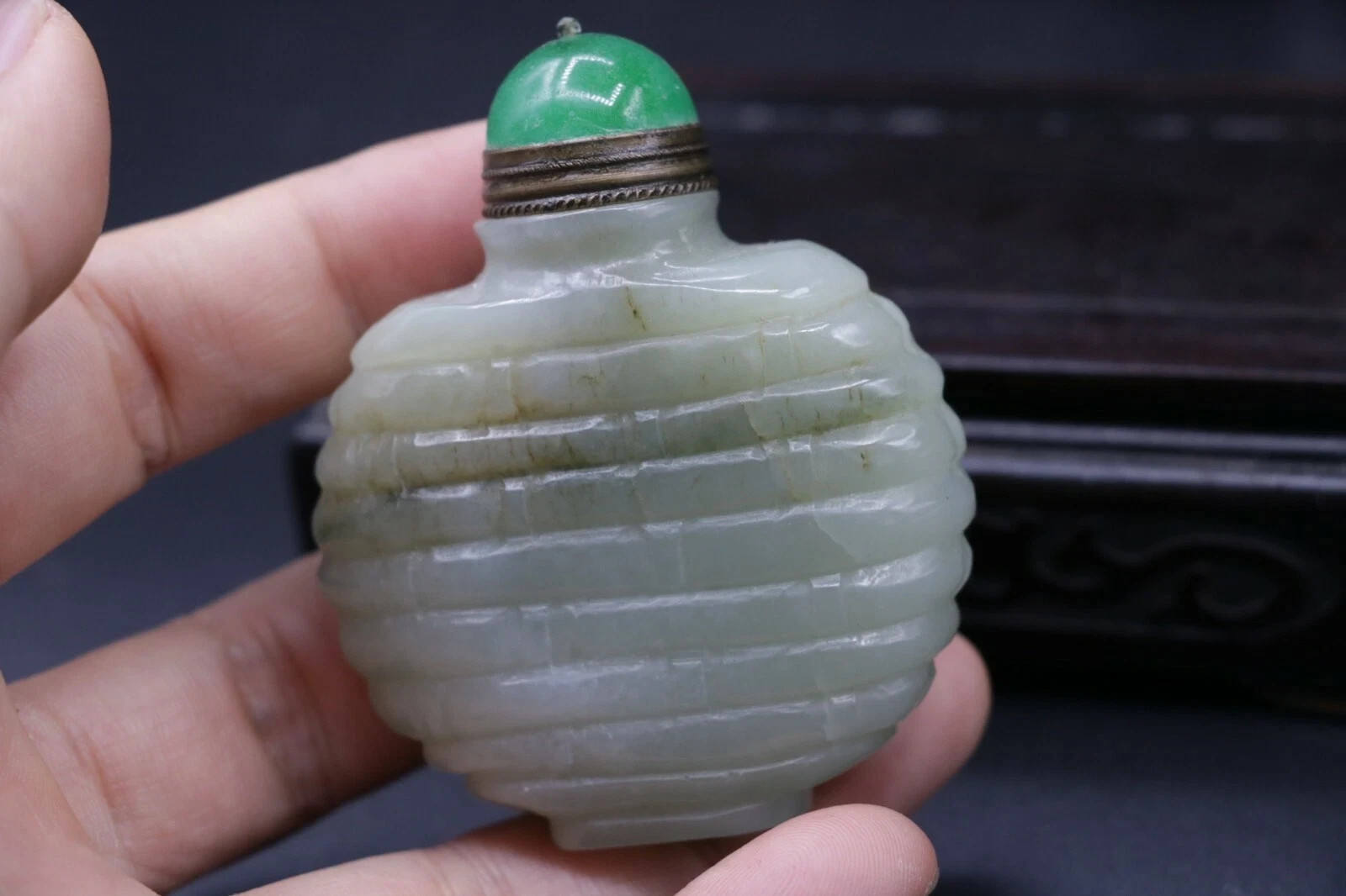 Chinese CULTURAL Old Hetian JADE Bamboo Vein Snuff Bottle Totem Amulet Carving