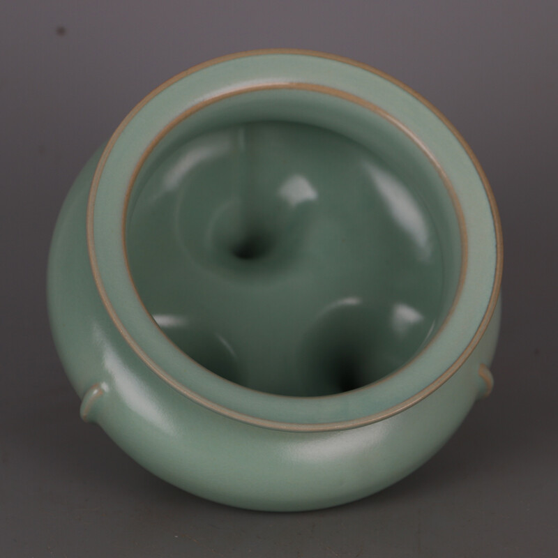 5.9″ Good Chinese Song Porcelain Ru Kiln Green Glaze Three Foot Incense Burner