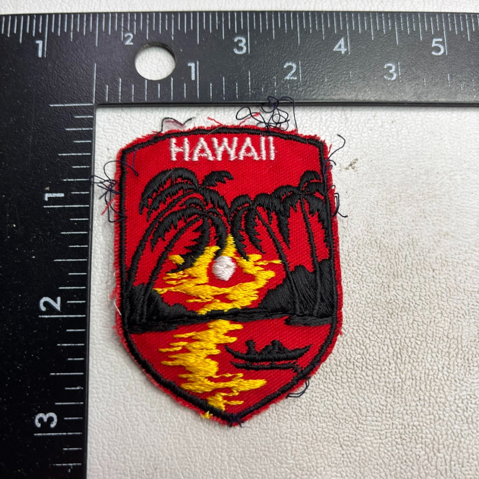 Vtg c 1980s ROMANTIC PACIFIC OCEAN PALM TREES ISLAND STATE OF HAWAII Patch 32Z8