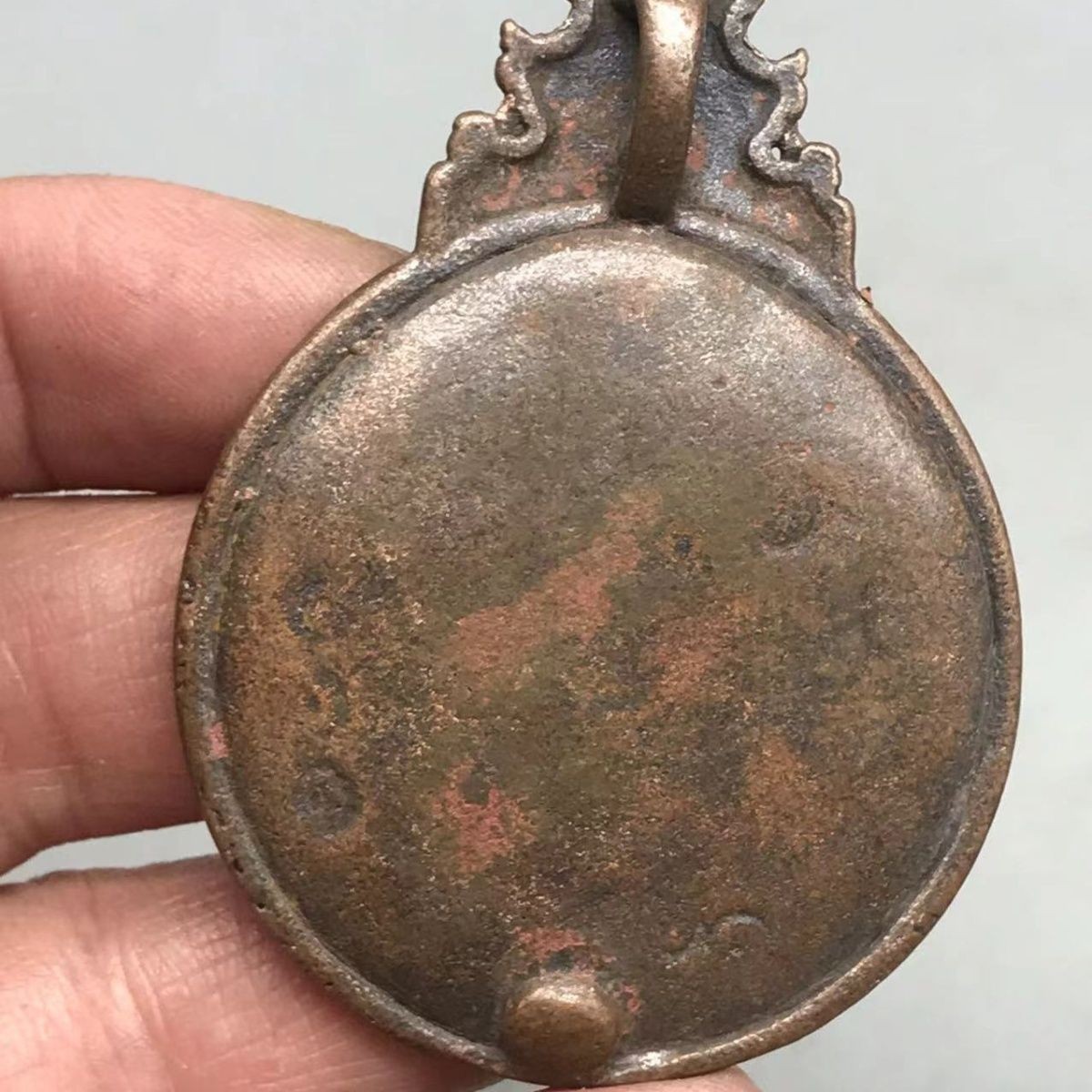 Tibetan Red Copper Tibetan Zodiac Bagua Thogchag Dharma Wheel Top Pendant