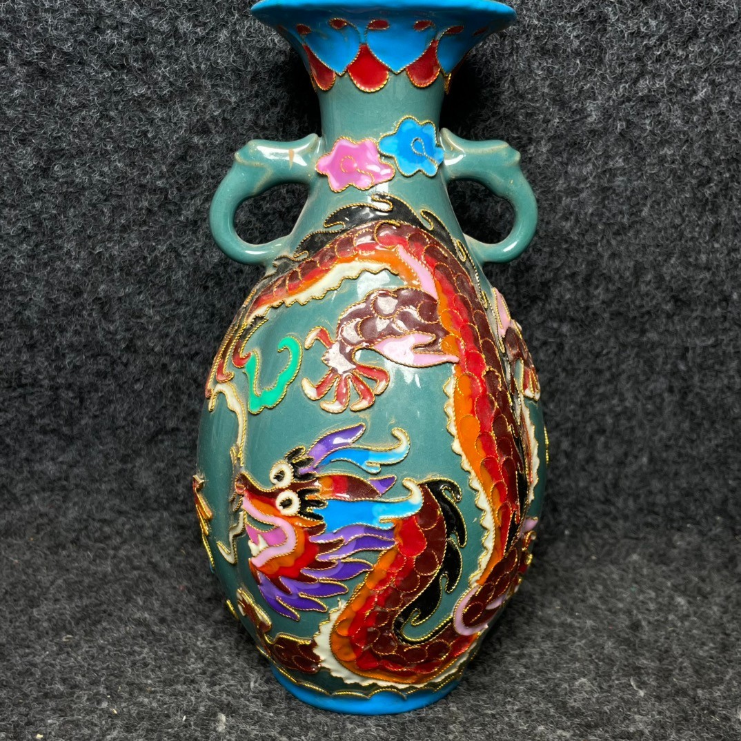 Imperial cloisonn é enamel multicolored glazed porcelain vase