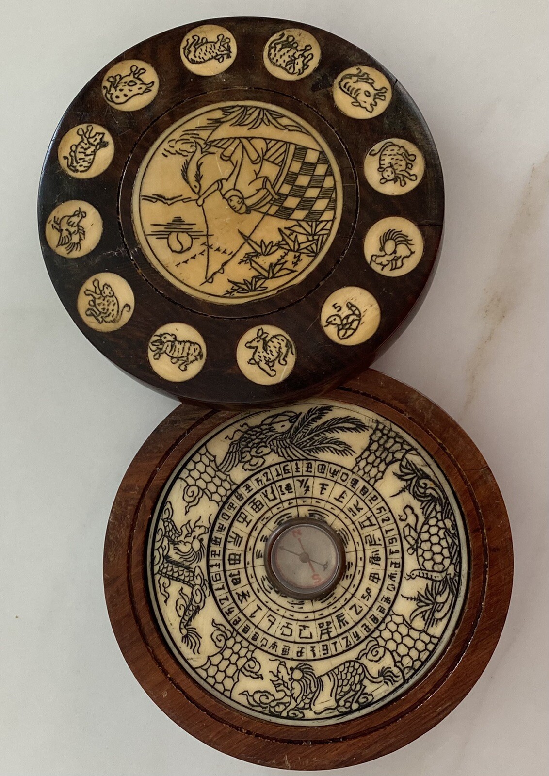 Stunning Antique Chinese Zodiac Compass Wooden Swivel Inlay Wood Engraved