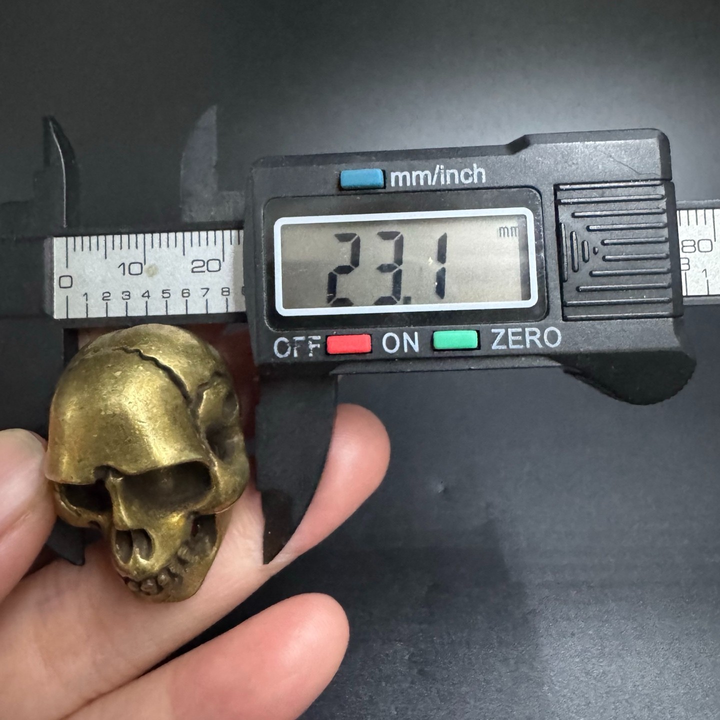 Vintage Solid Brass Cracked Skull Mini Statue Gothic Desktop Ornament Figurine
