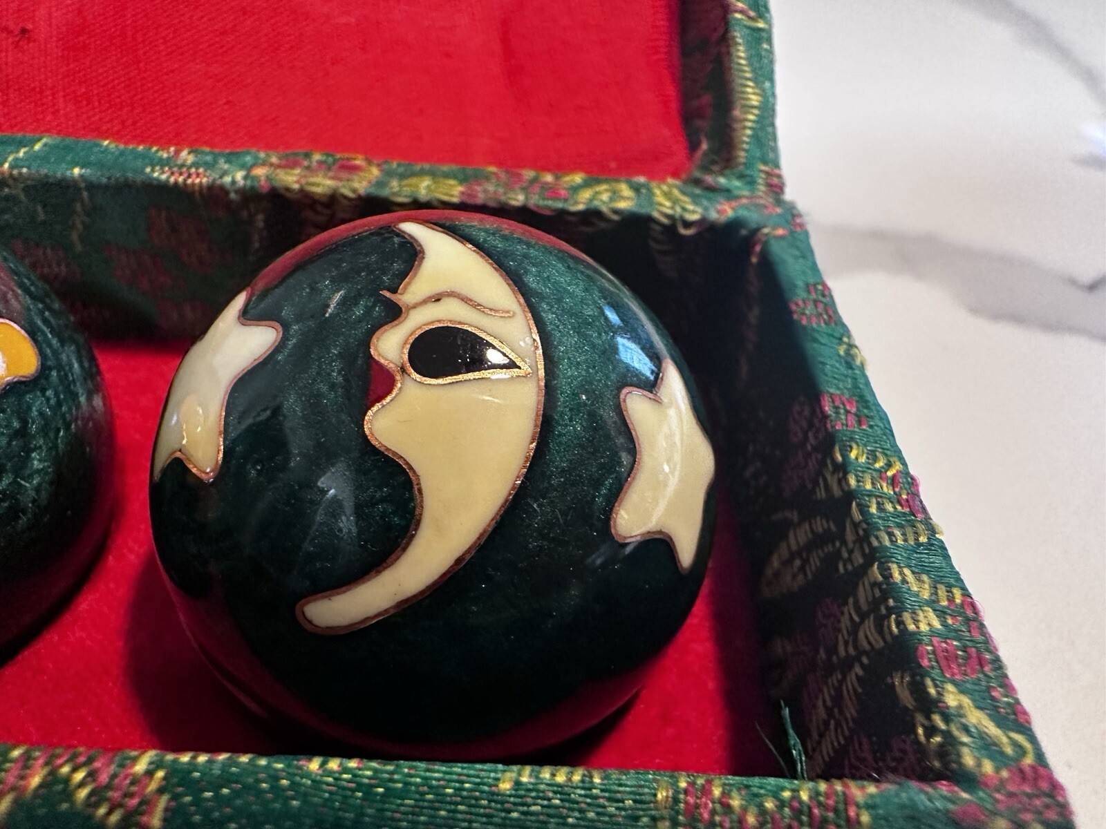 Vintage Iron Ball Health Set Moon 🌙 Sun 🌞Musical Baoding Balls Stress