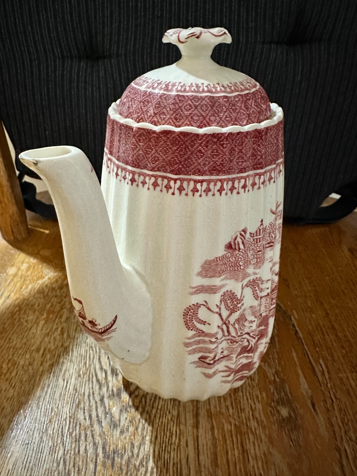 Vintage Spode “Mandarin” Teapot – Red and Beige Chinese Village Scene, English P
