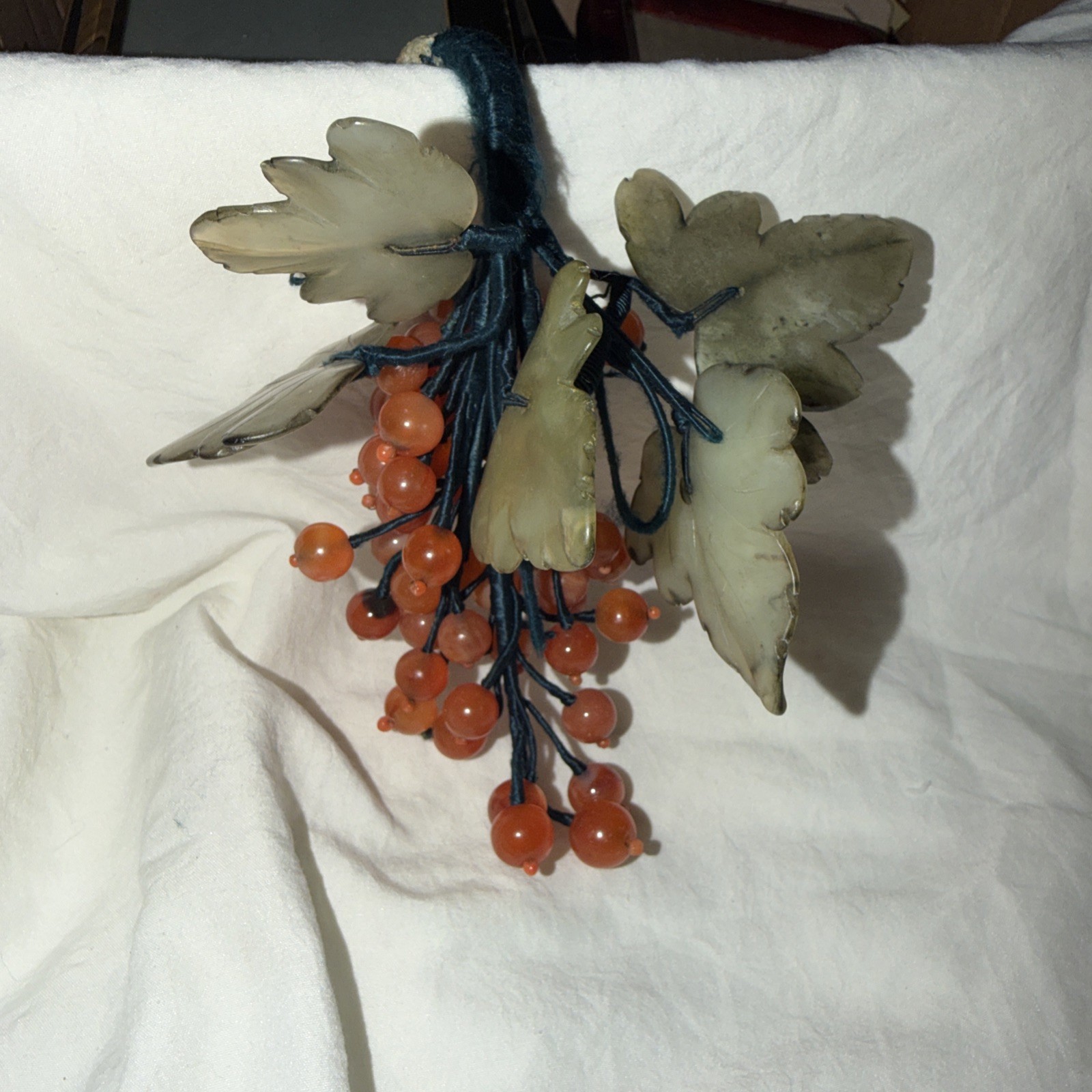 Vintage 1960’s Chinese Jade and Carnelian Grape Sculpture Beautiful Color
