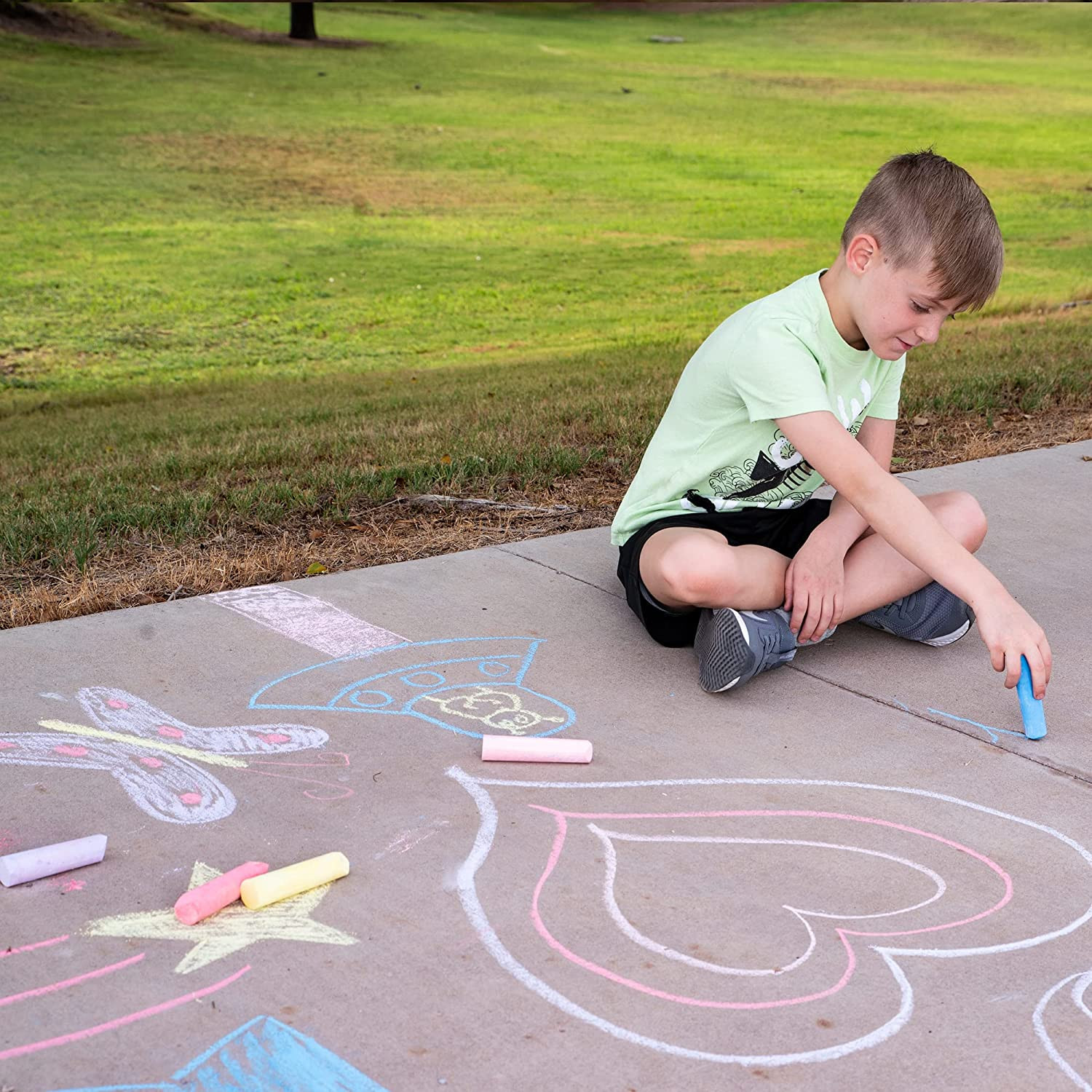Jumbo Sidewalk Chalk Set Multi-Color 160 Pcs Non-Toxic Washable for Outdoor Fun