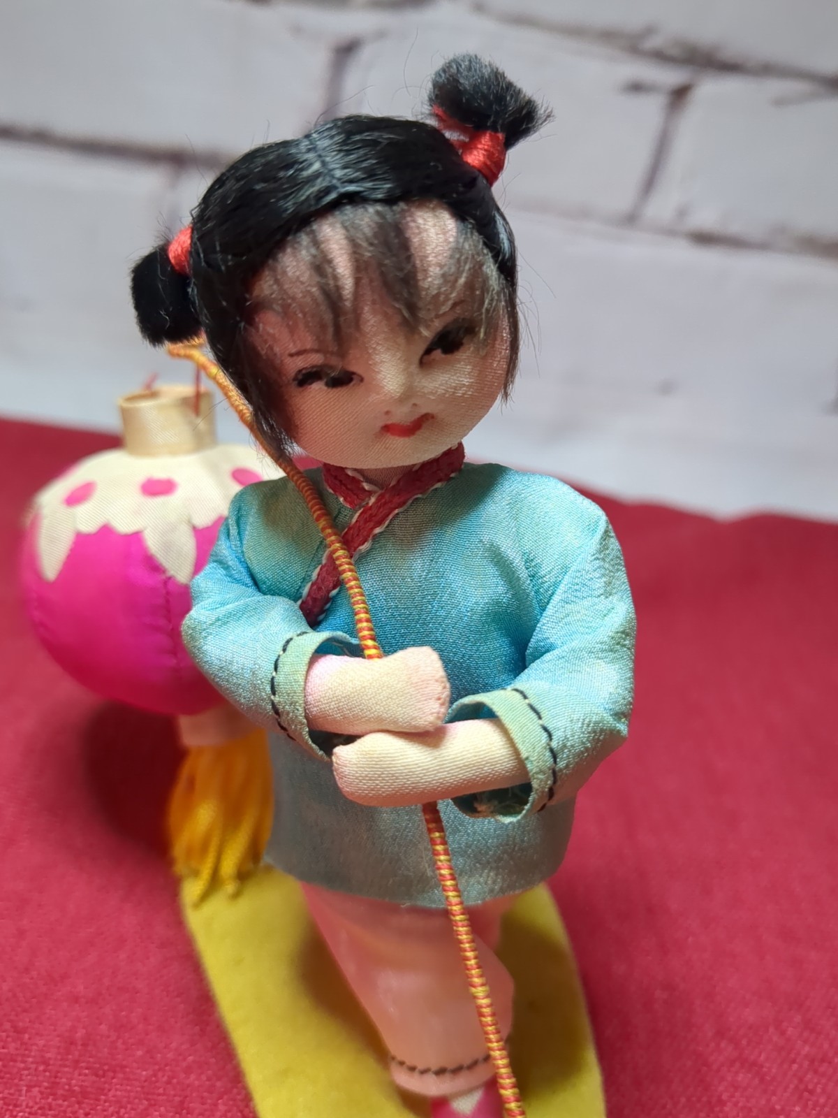 Vintage Peking Silk Doll Figure, Asian Girl Chinese Painted Face Lantern 5″ Tall
