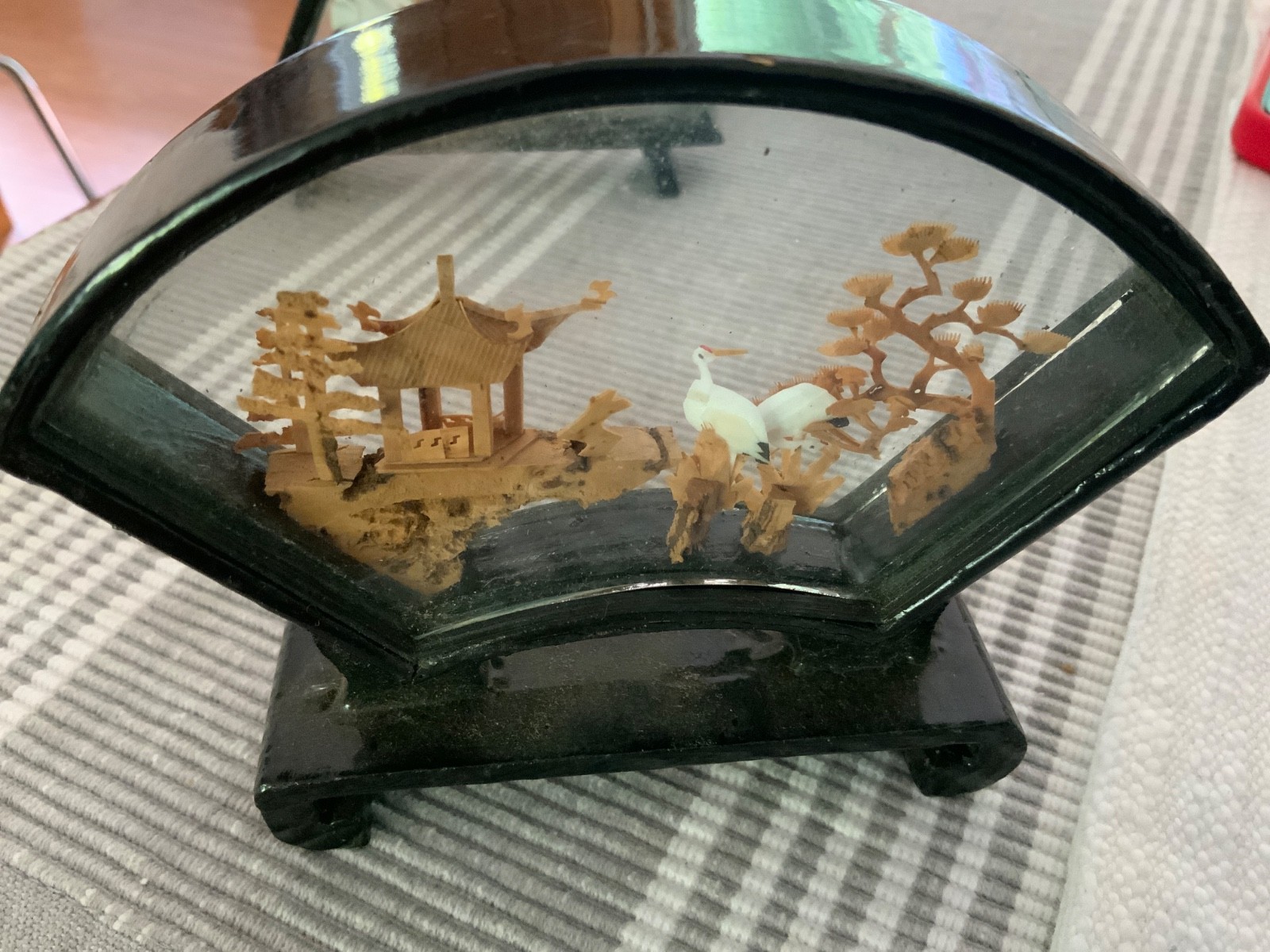 Vtg 2 Cork Dioramas 3D Mini Landscape w/ Cranes Pagoda Lacquered Wood Base