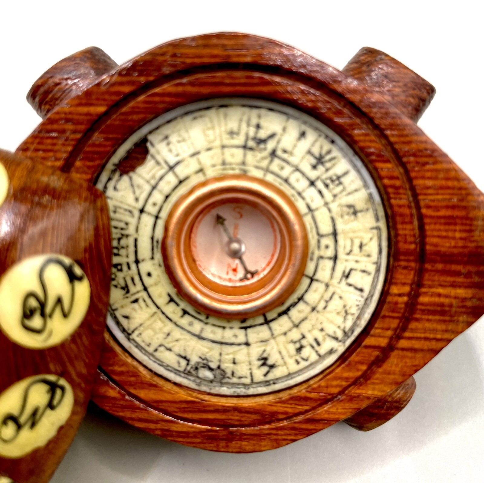Carved Wood Turtle Inlaid Detail ~ Opens To Compass w/ Zodiac Signs Vintage