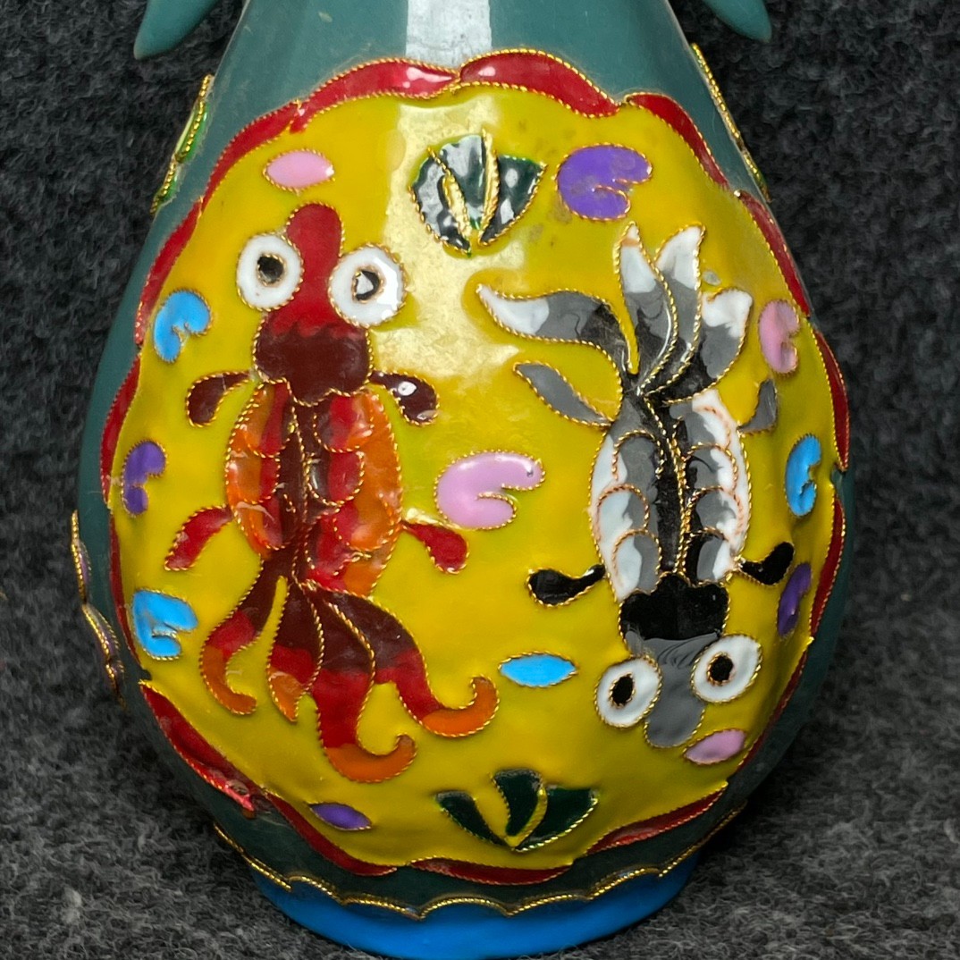 Imperial cloisonn é enamel multicolored glazed porcelain vase