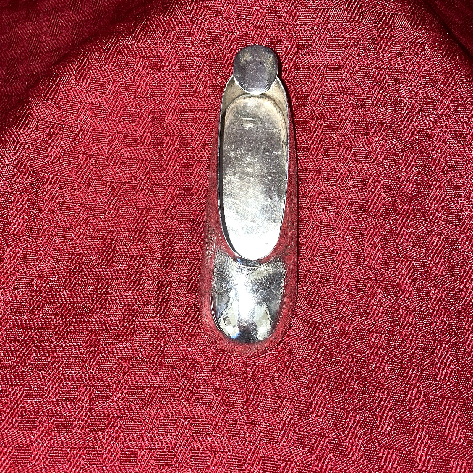 ANTIQUE CHINESE SILVER SHOE/SLIPPER PERSONAL ASHTRAY