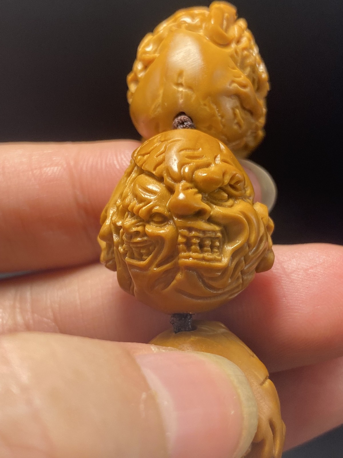 China Olive Dentoliva Fierce Monk (Evil Monk) “Face Death with Life” Bracelet