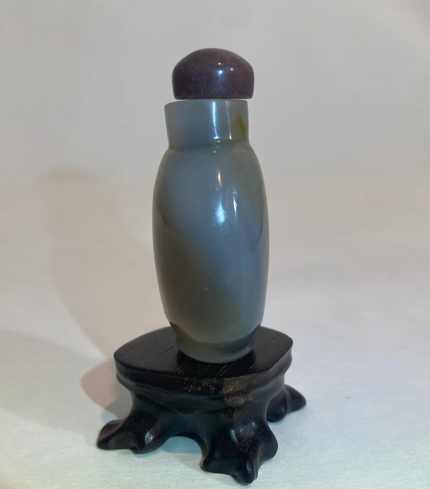 Antique Agate Snuff Bottle