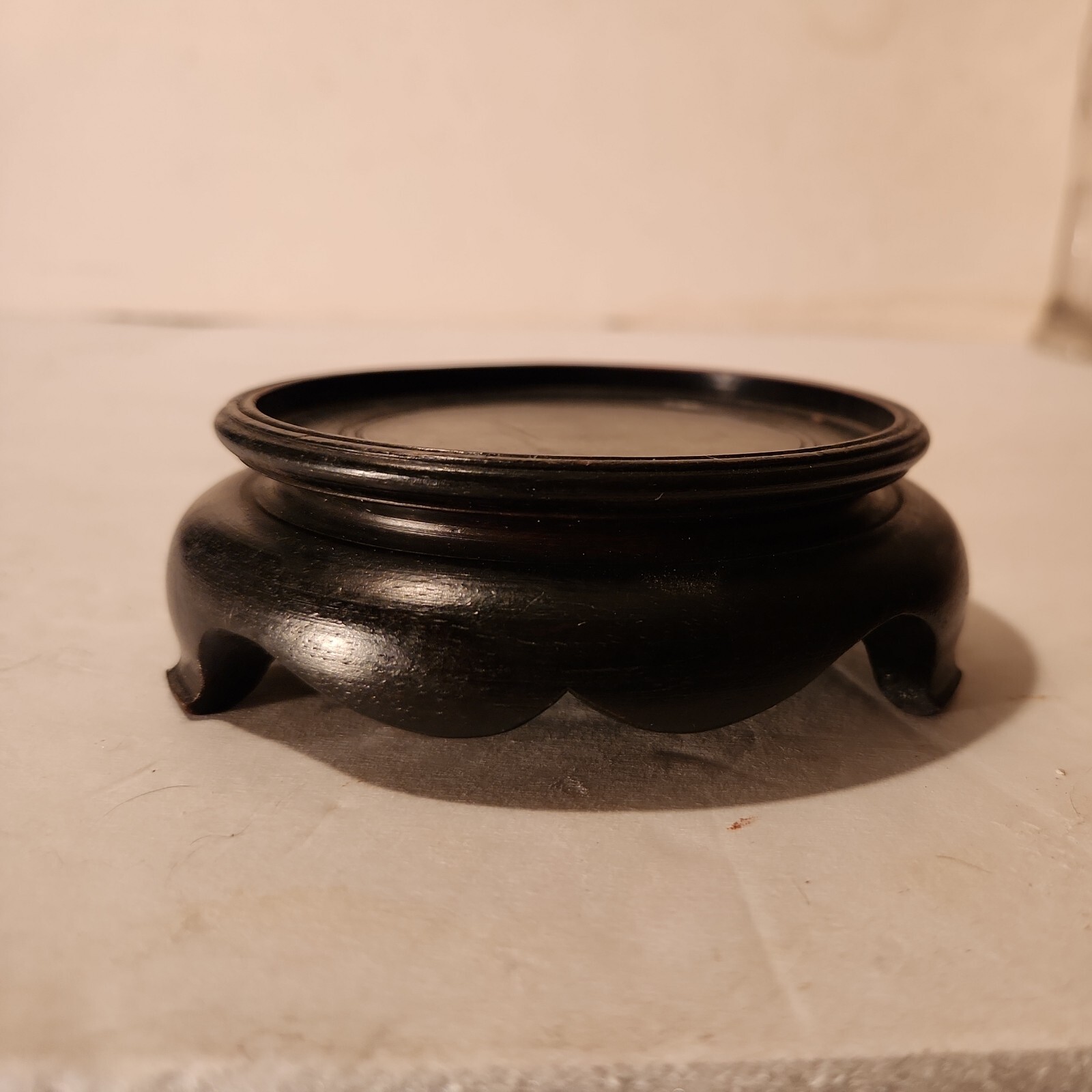 CHINESE ASIAN TEAK WOOD DARK COLOR VASE ROUND STAND 4.25″, 3.25″ INSET EXCELLENT