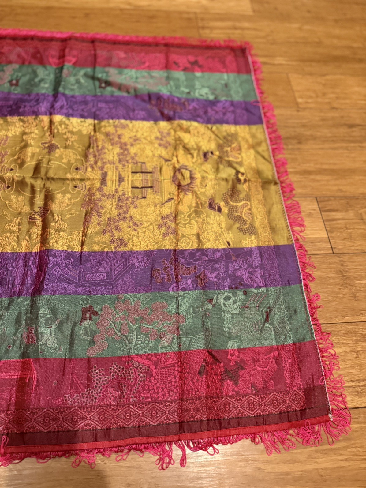 Vintage Brocaded Flowers Chinese Silk Tapestry Table Cloth 38” X 38”