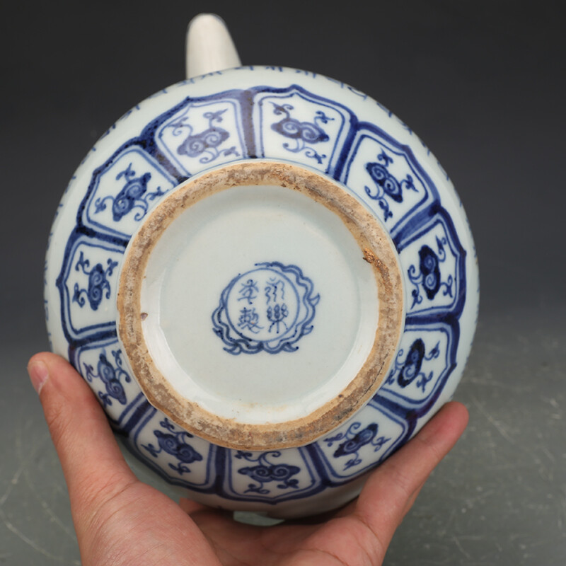 9.4″ Collect Chinese Blue and White Porcelain Eight Treasure Monk Hat Kettle