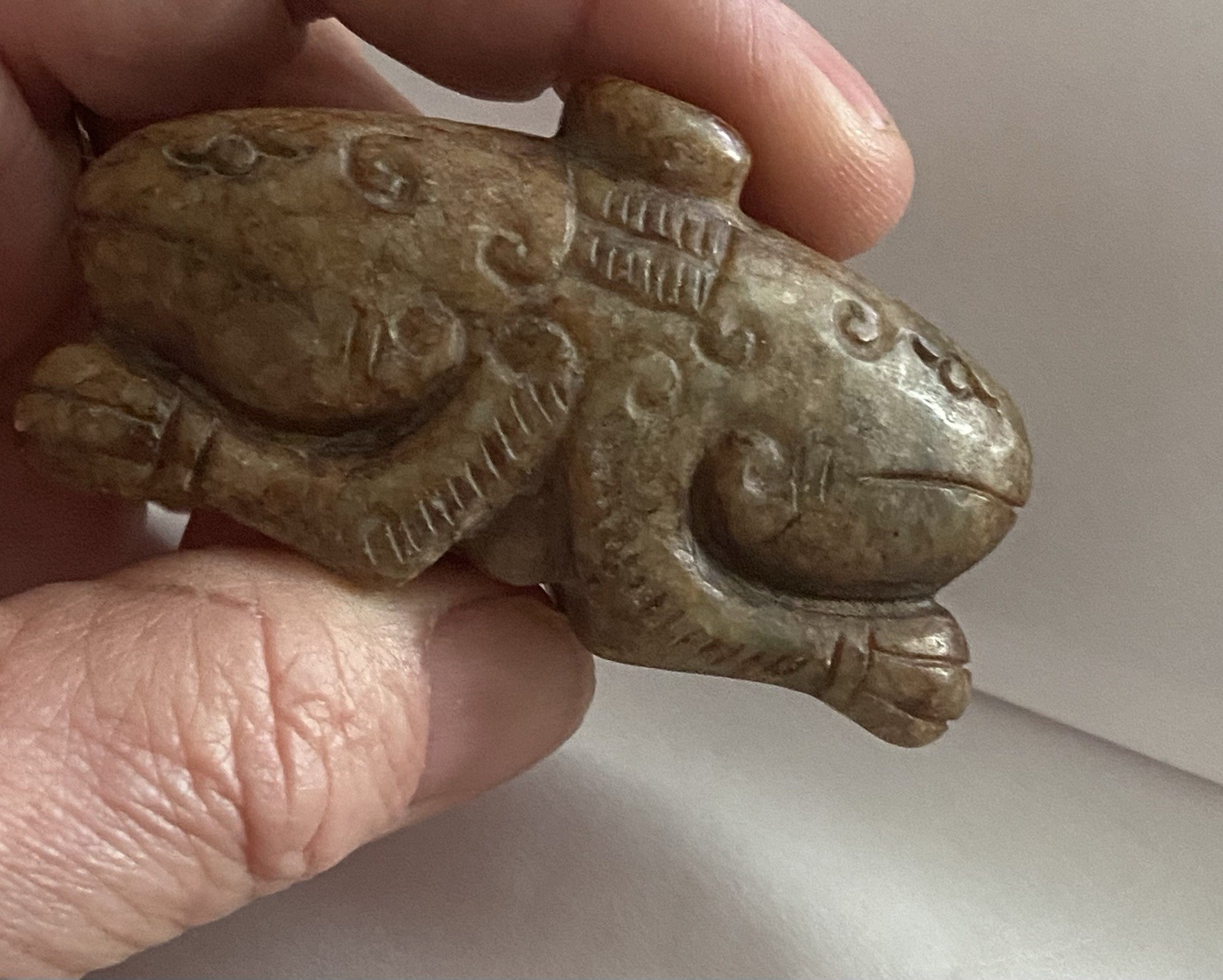 ESTATE FIND Chinese HONGSHAN Culture JADE 2 Heads Amulet/Pendant