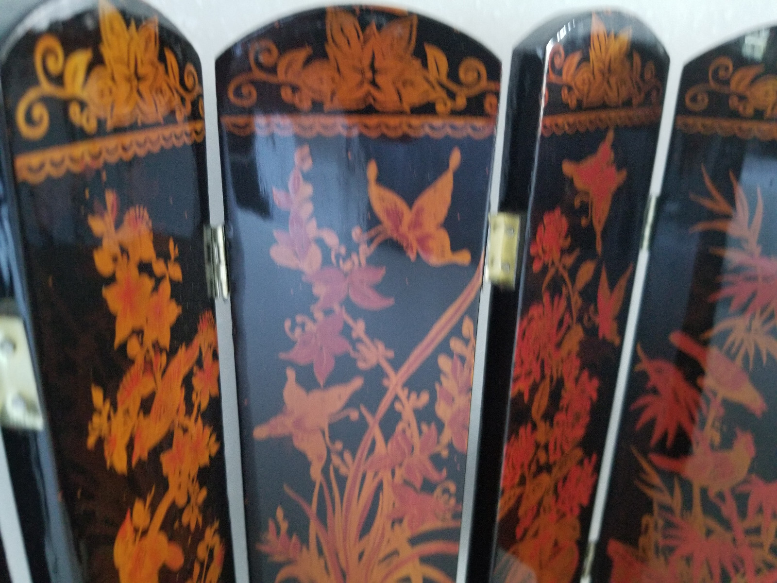 Asian Style Black Lacquer & Mother of Pearl Table Top Screen 6 Folding Panels
